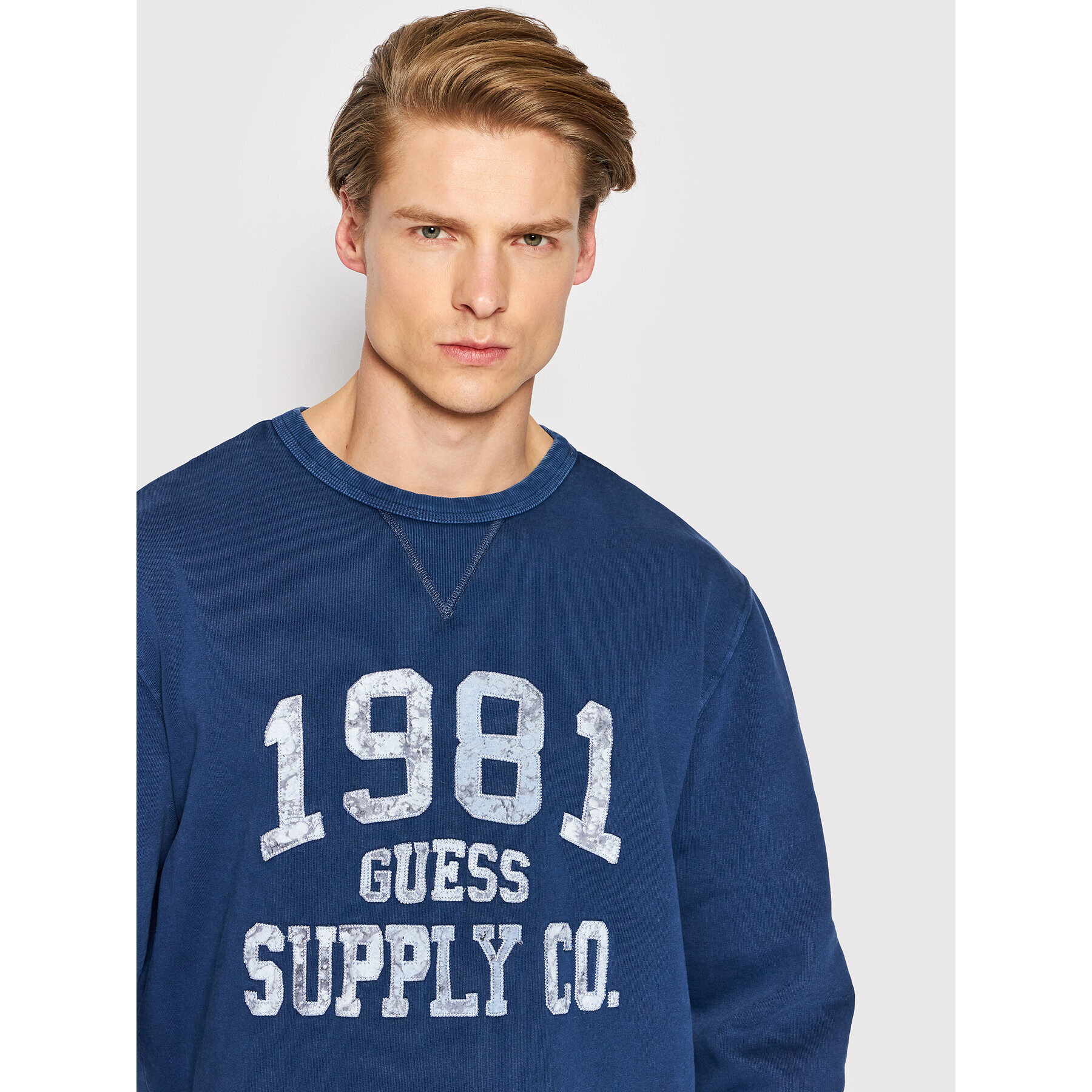 Guess Bluză Akori M2GQ13 KB0Q0 Bleumarin Regular Fit - Pled.ro