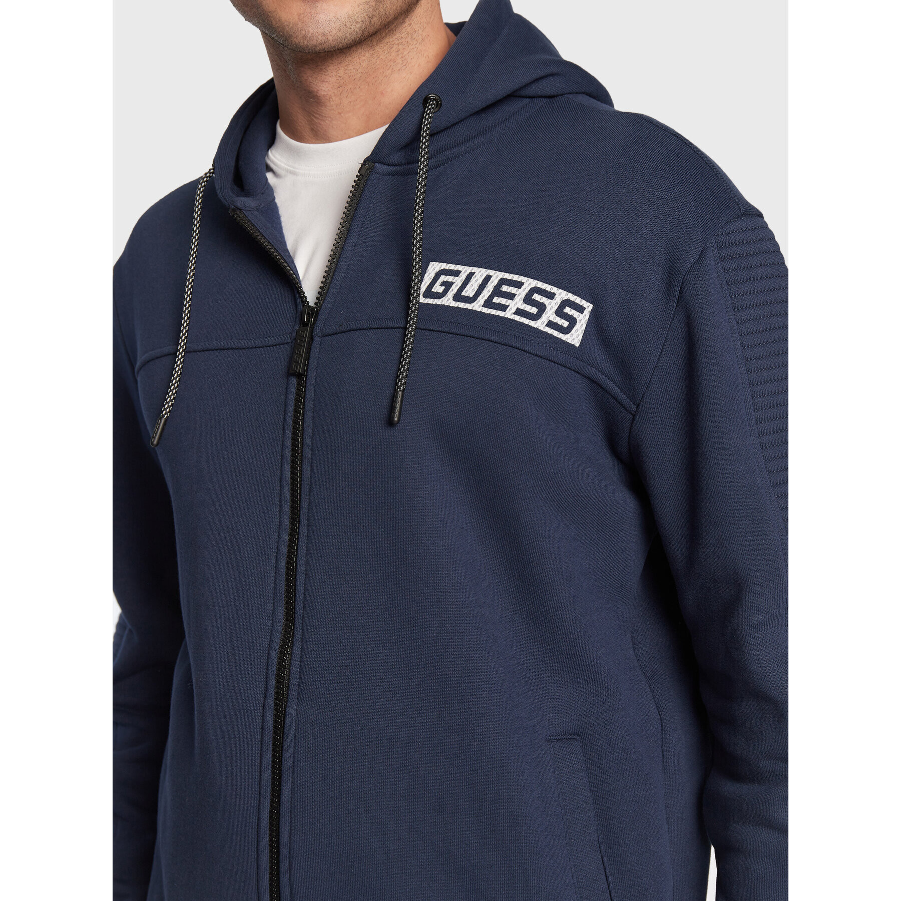 Guess Bluză Darius Z2BQ02 K9V34 Bleumarin Regular Fit - Pled.ro