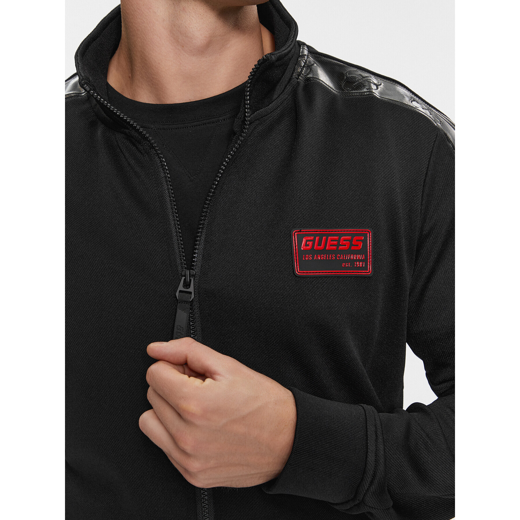 Guess Bluză Gaston Z4RQ00 KBO62 Negru Regular Fit - Pled.ro