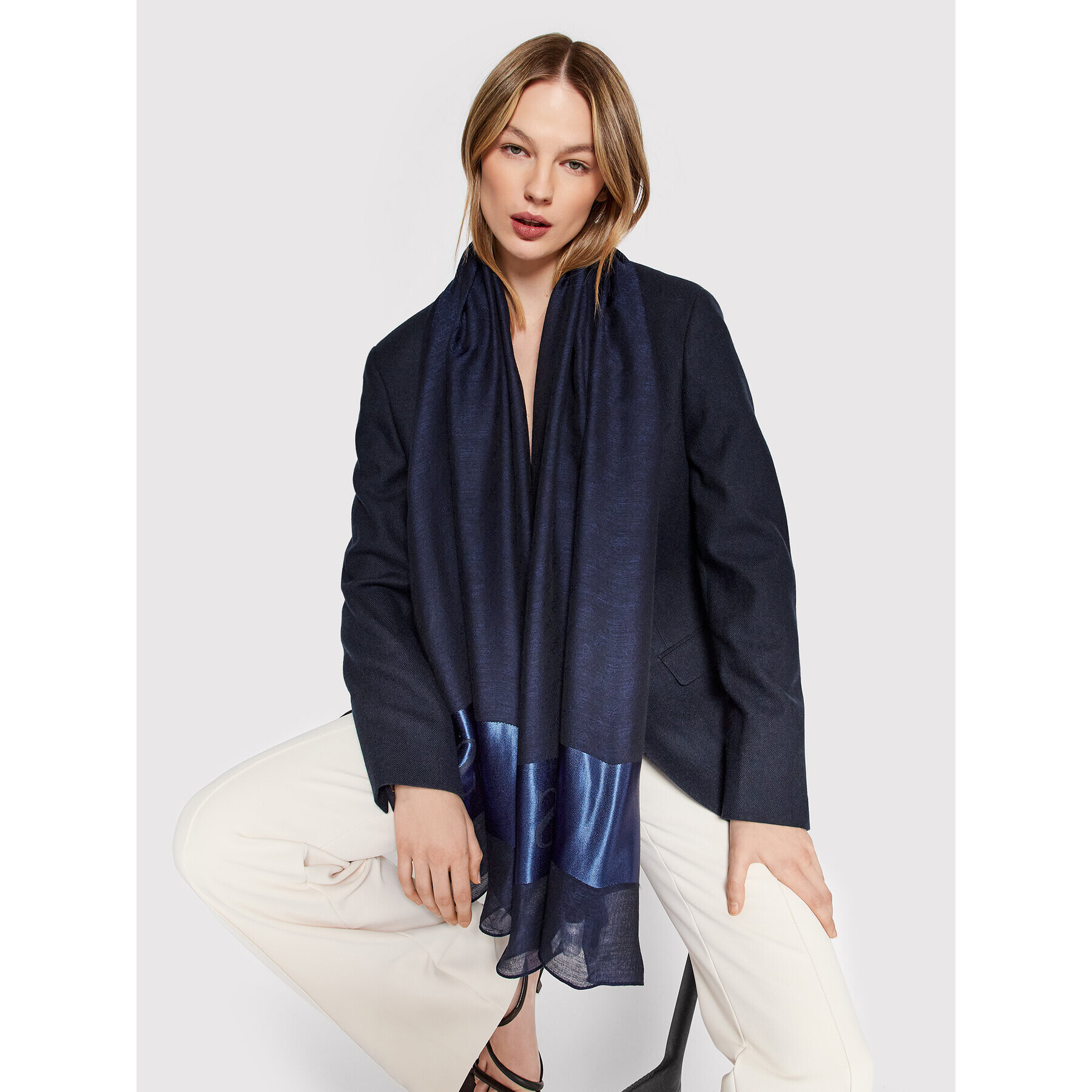 Guess Fular Scarf 80x180 AM8892 WOL03 Bleumarin - Pled.ro