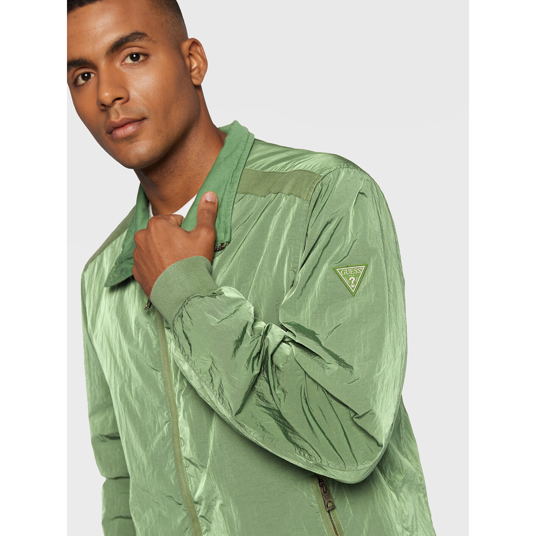 Guess Geacă bomber M2YL06 WEQF0 Verde Regular Fit - Pled.ro