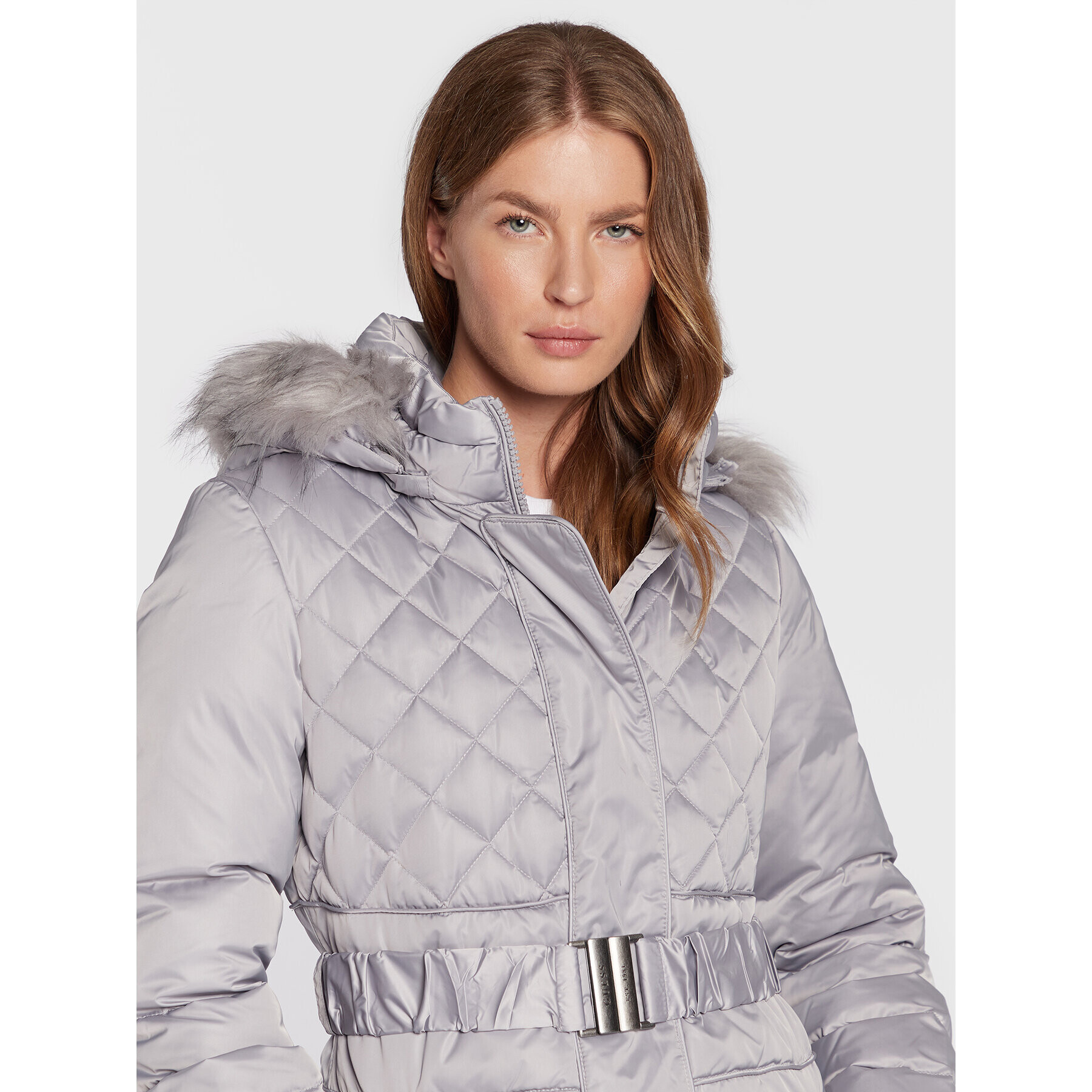 Guess Geacă din puf Marlene W2BL64 WEX52 Gri Regular Fit - Pled.ro