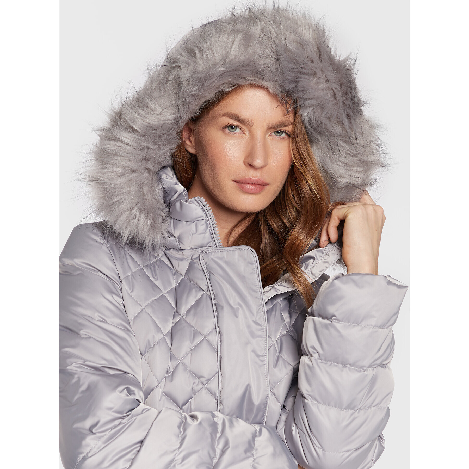 Guess Geacă din puf Marlene W2BL64 WEX52 Gri Regular Fit - Pled.ro