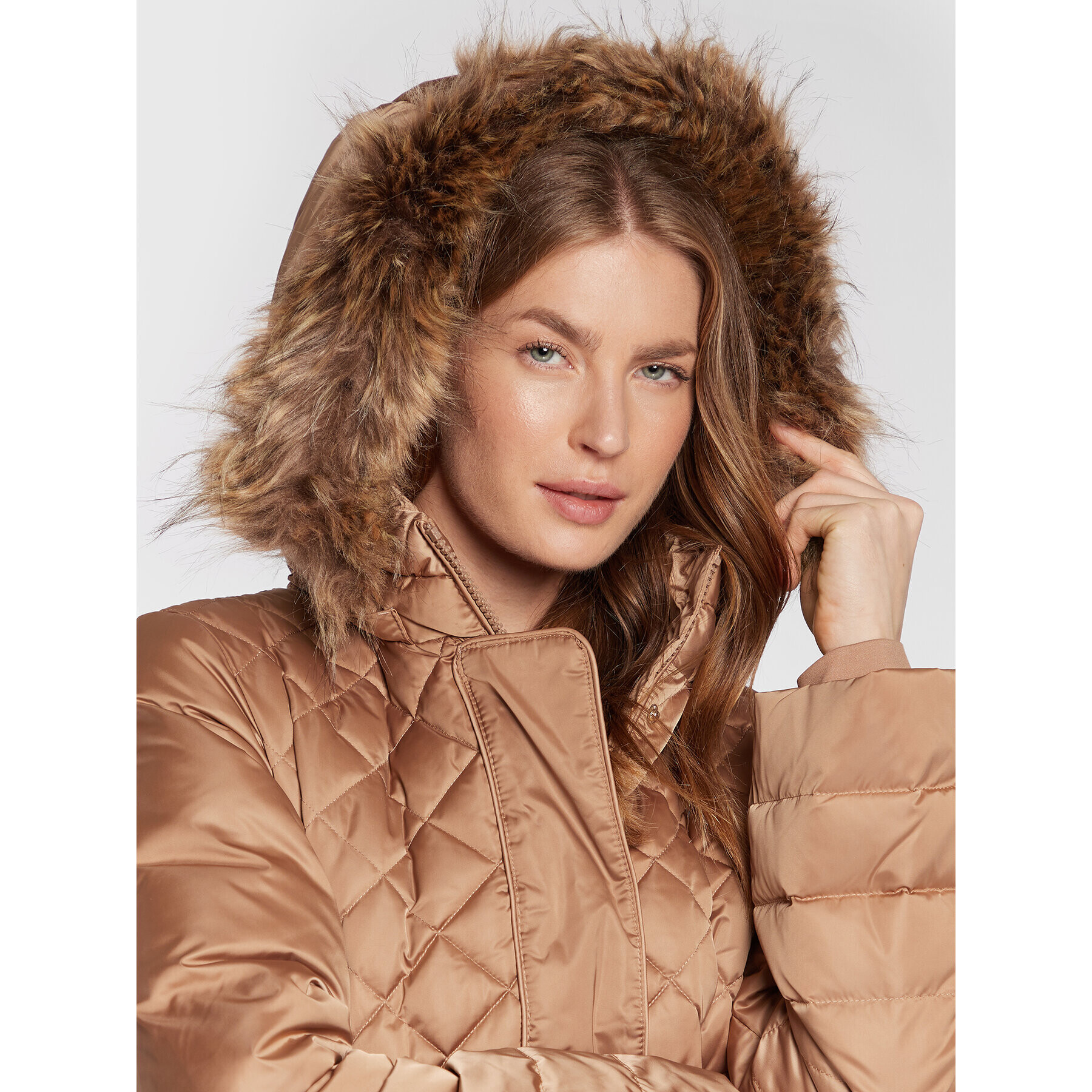 Guess Geacă din puf Marlene W2BL64 WEX52 Maro Regular Fit - Pled.ro