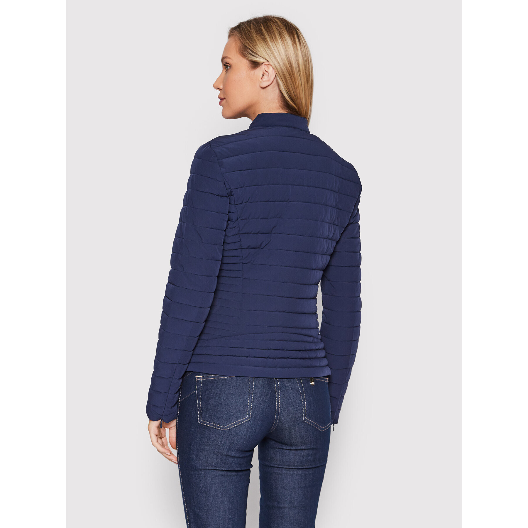 Guess Geacă din puf Vona W2YL1I W6NW2 Bleumarin Slim Fit - Pled.ro