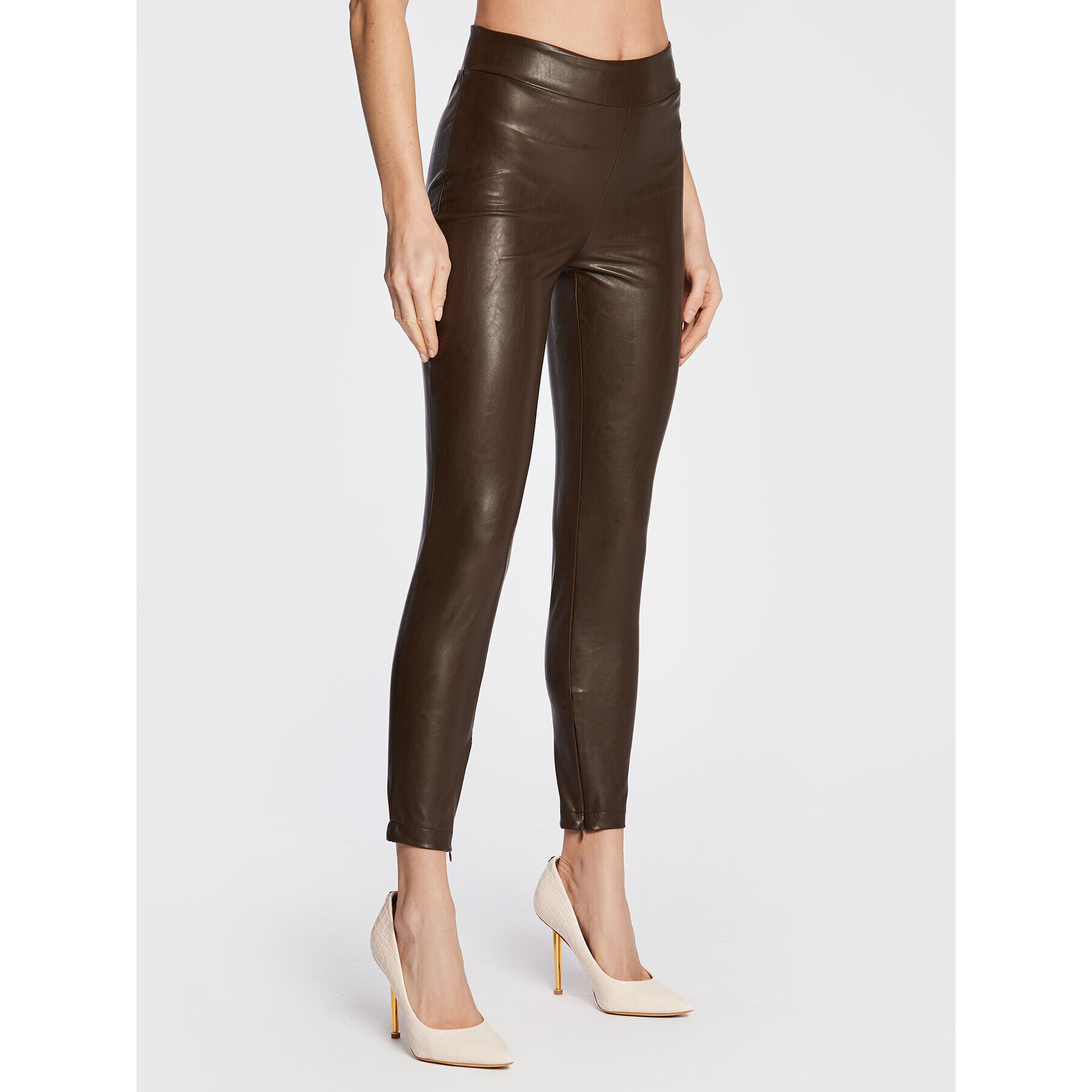 Guess Pantaloni din imitație de piele Priscilla W2YB16 WEPI0 Maro Slim Fit - Pled.ro