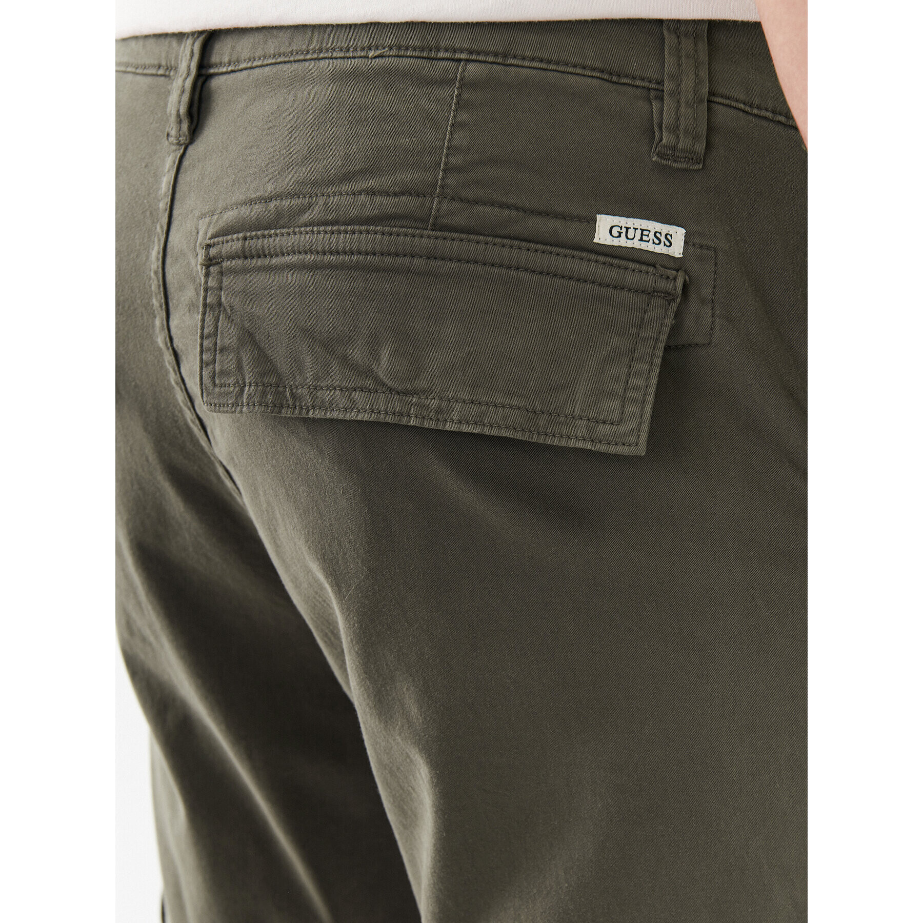 Guess Pantaloni din material M2GB27 WCNZ0 Kaki Slim Fit - Pled.ro