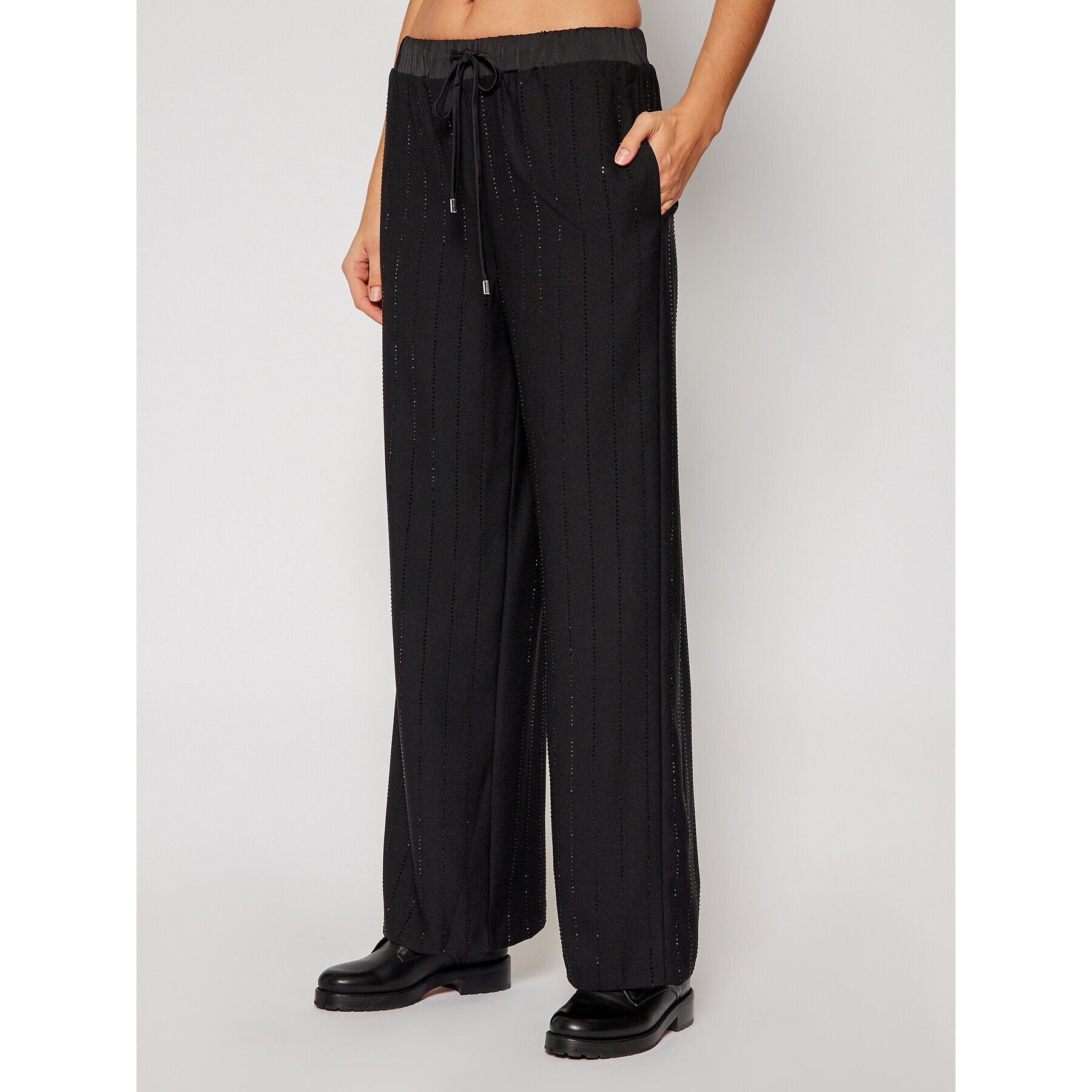 Guess Pantaloni din material W0BB85 WDEL0 Negru Regular Fit - Pled.ro