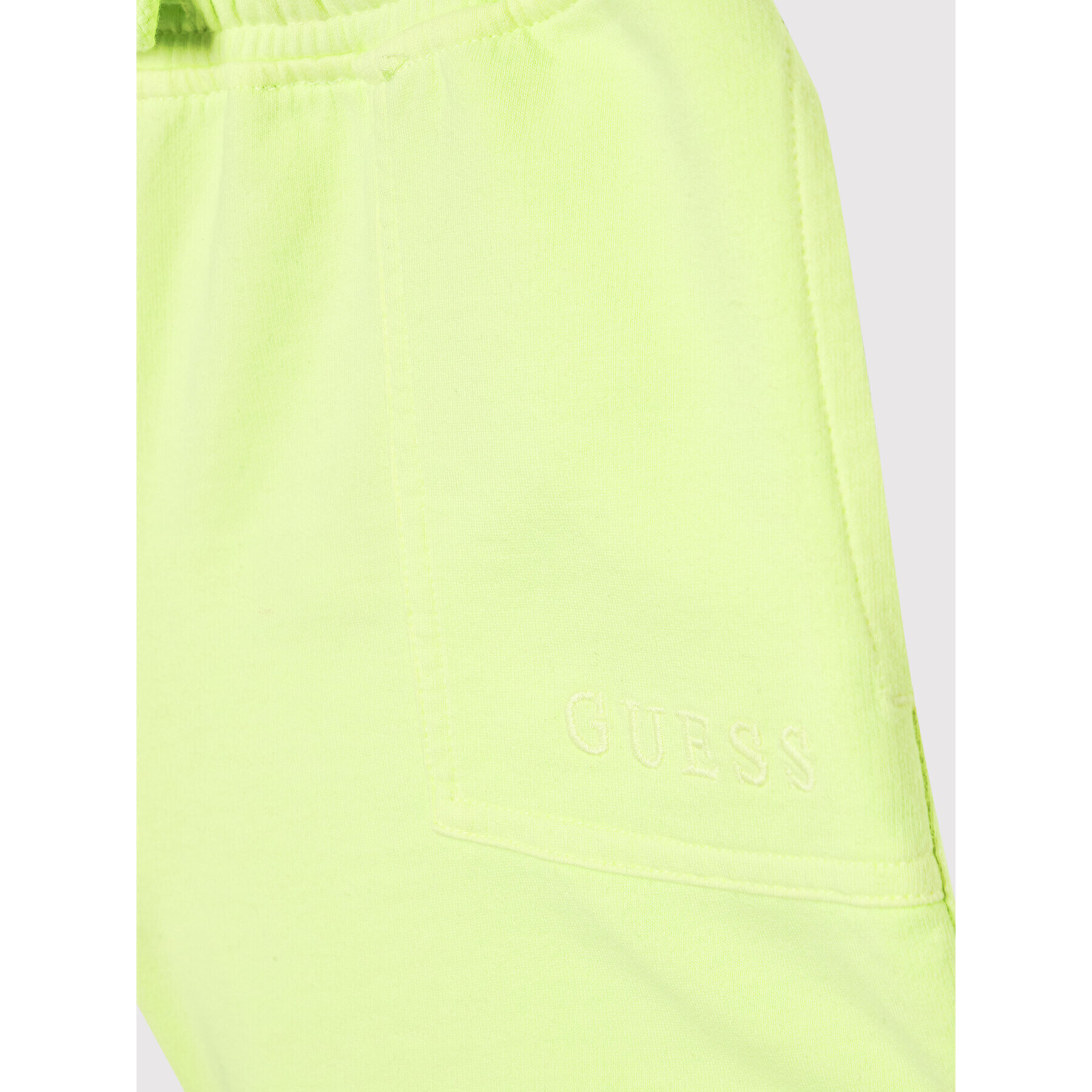 Guess Pantaloni scurți sport J2GD01 KB4O0 Verde Regular Fit - Pled.ro