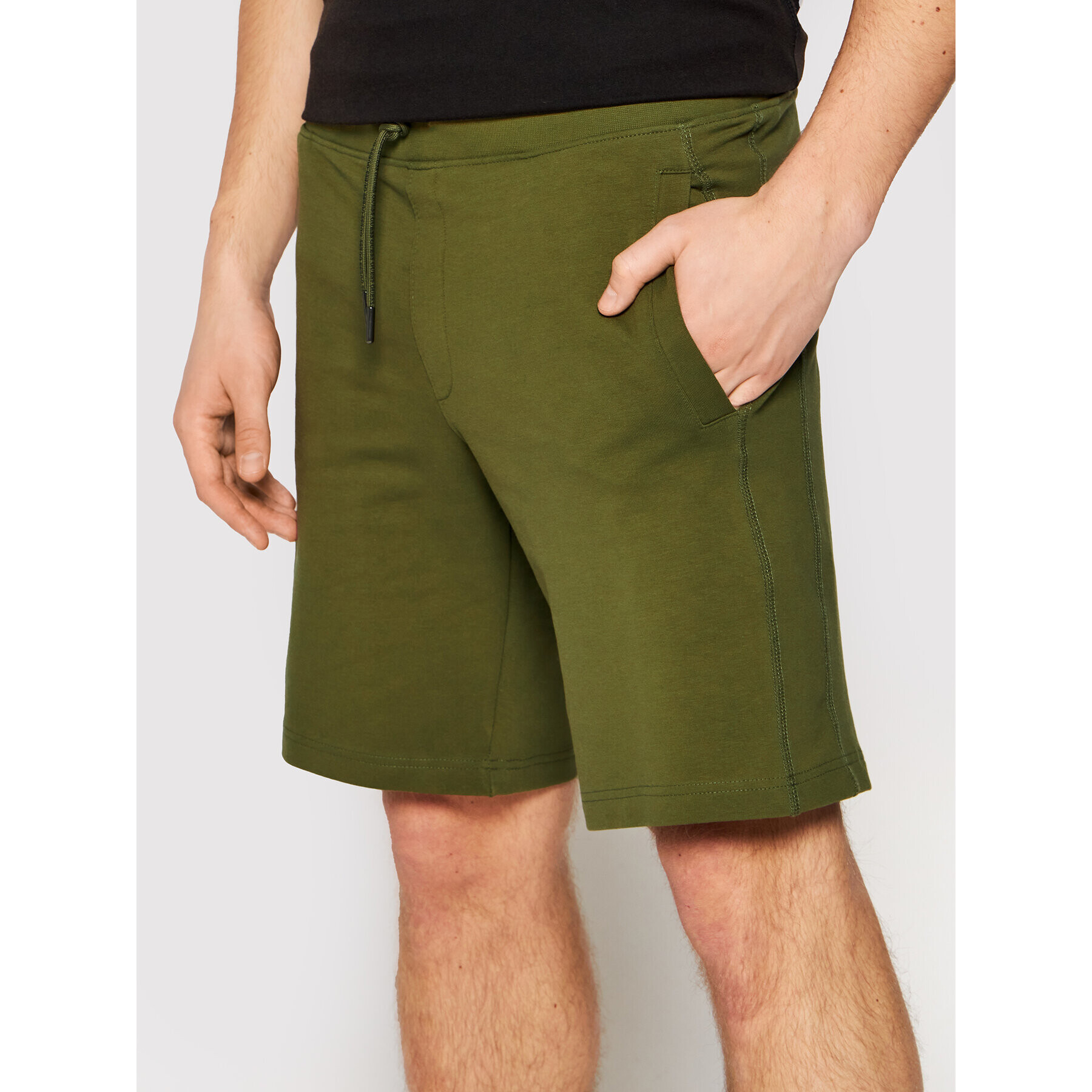 Guess Pantaloni scurți sport Nigel M1GD54 K6ZS1 Verde Slim Fit - Pled.ro