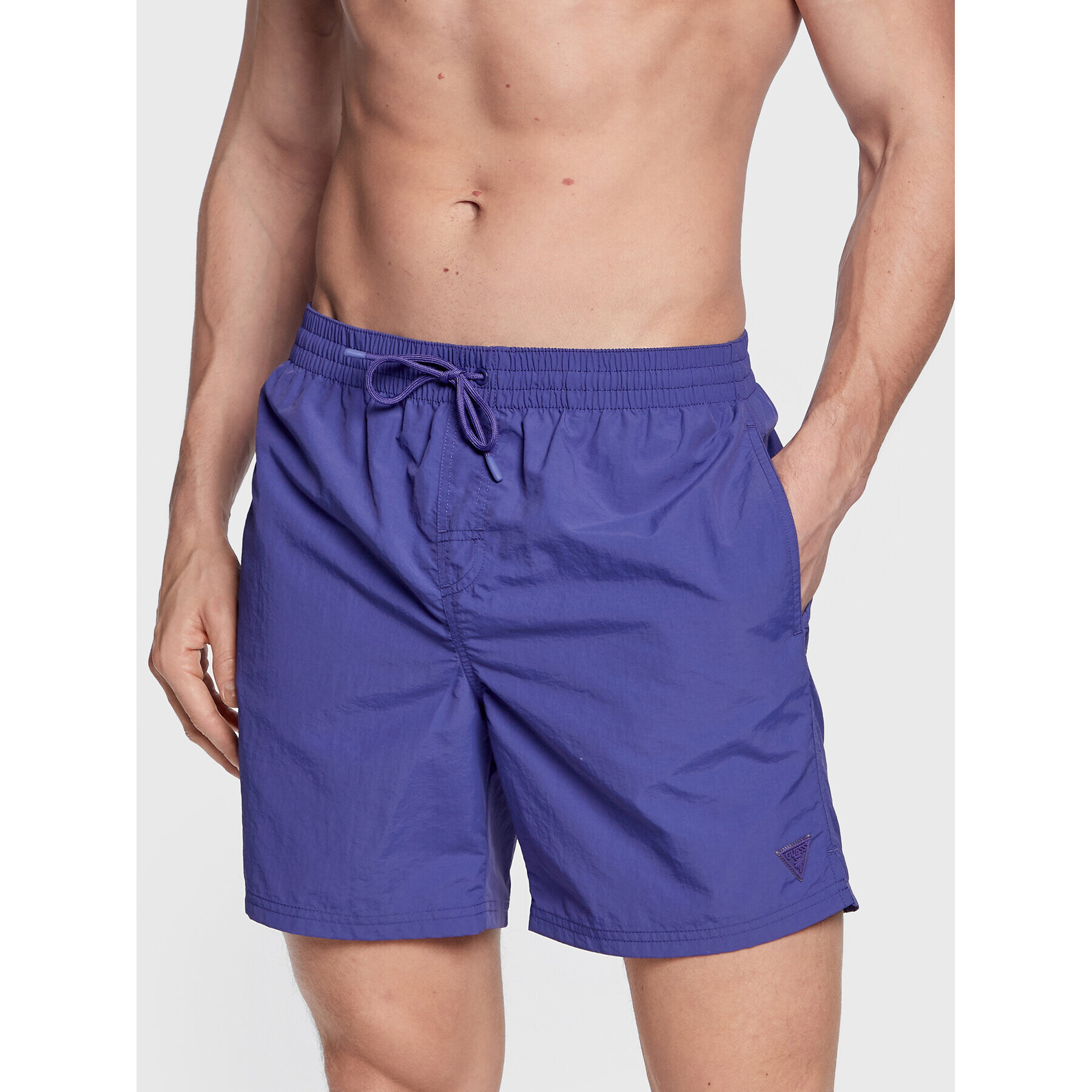 Guess Pantaloni scurți pentru înot F3GT00 WFFI2 Violet Regular Fit - Pled.ro