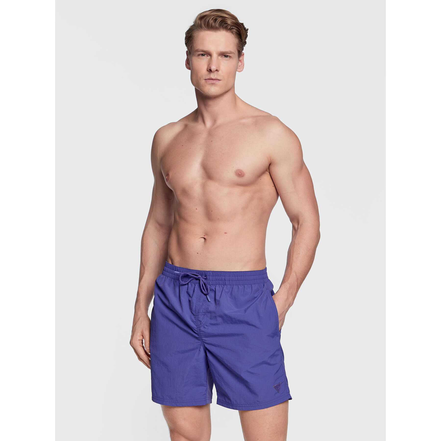 Guess Pantaloni scurți pentru înot F3GT00 WFFI2 Violet Regular Fit - Pled.ro