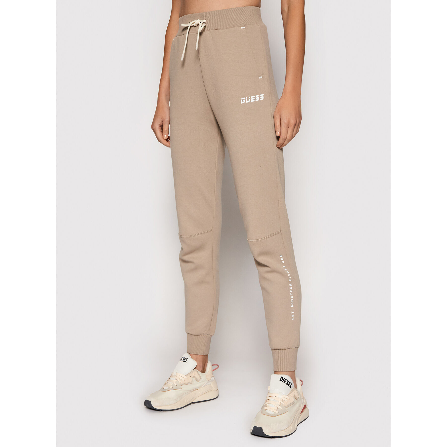 Guess Pantaloni trening Abby O0BA26 KA3P1 Bej Regular Fit - Pled.ro