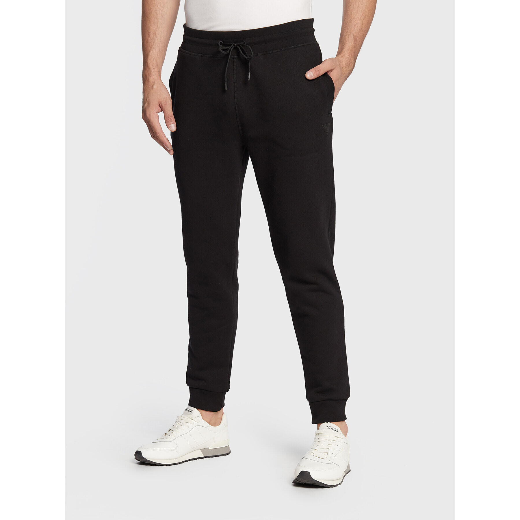 Guess Pantaloni trening Aldwin Z2YB22 K9V31 Negru Regular Fit - Pled.ro