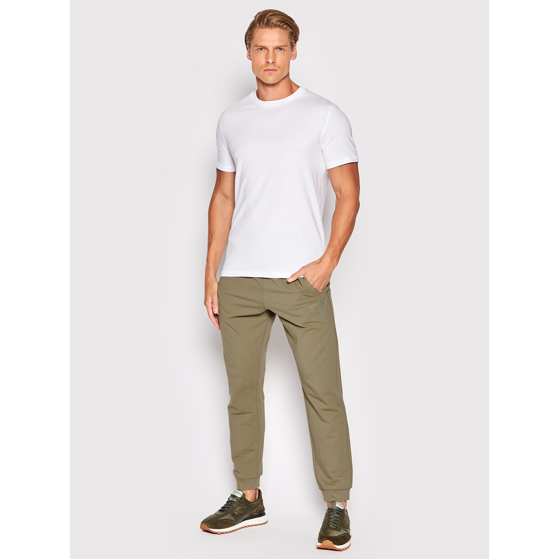 Guess Pantaloni trening M2YB37 K6ZS1 Verde Slim Fit - Pled.ro