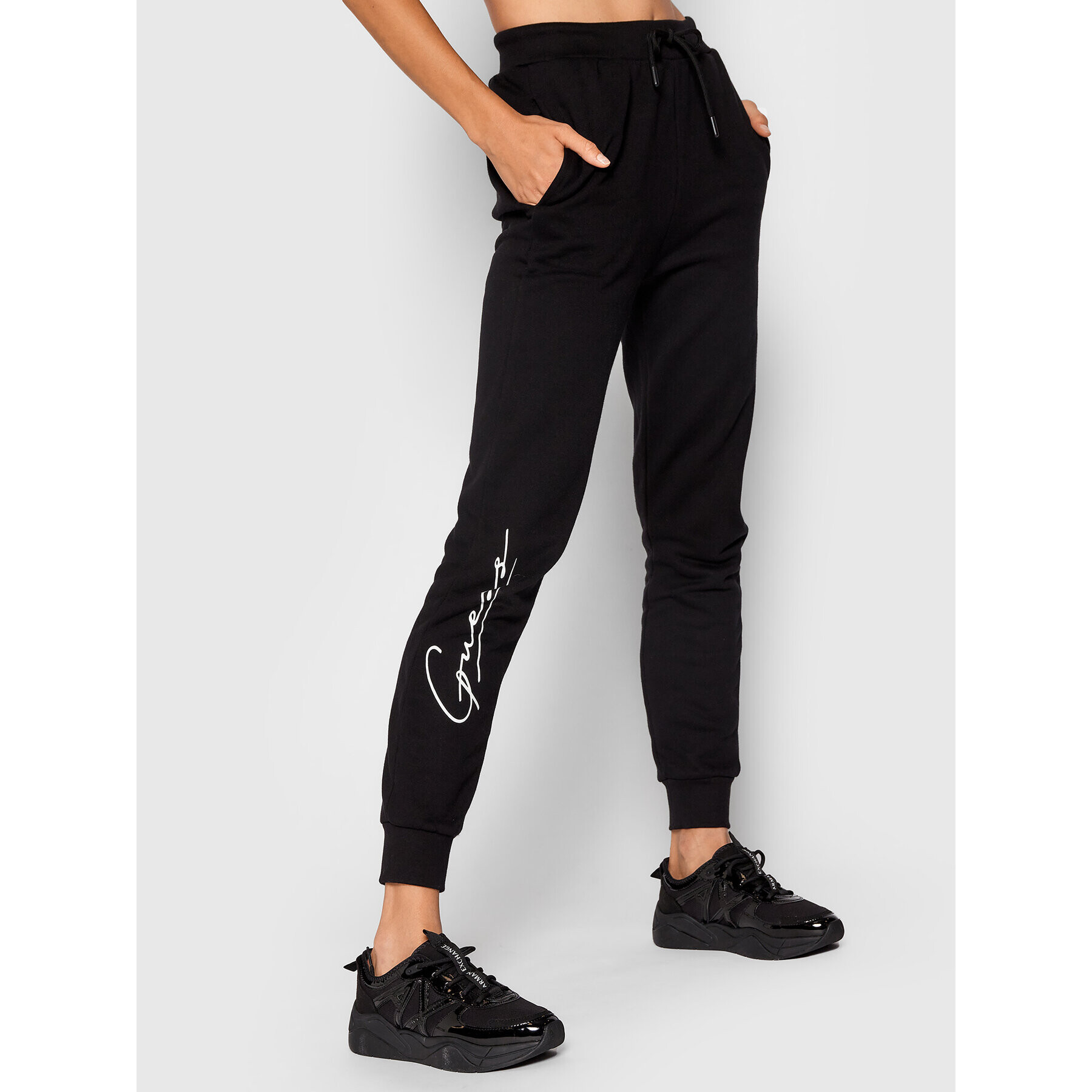 Guess Pantaloni trening O1BA11 KAOR1 Negru Regular Fit - Pled.ro