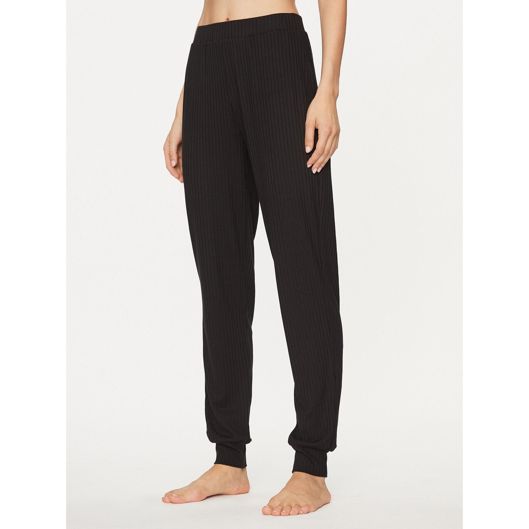 Guess Pantaloni trening O3BB00 KBXB2 Negru Regular Fit - Pled.ro