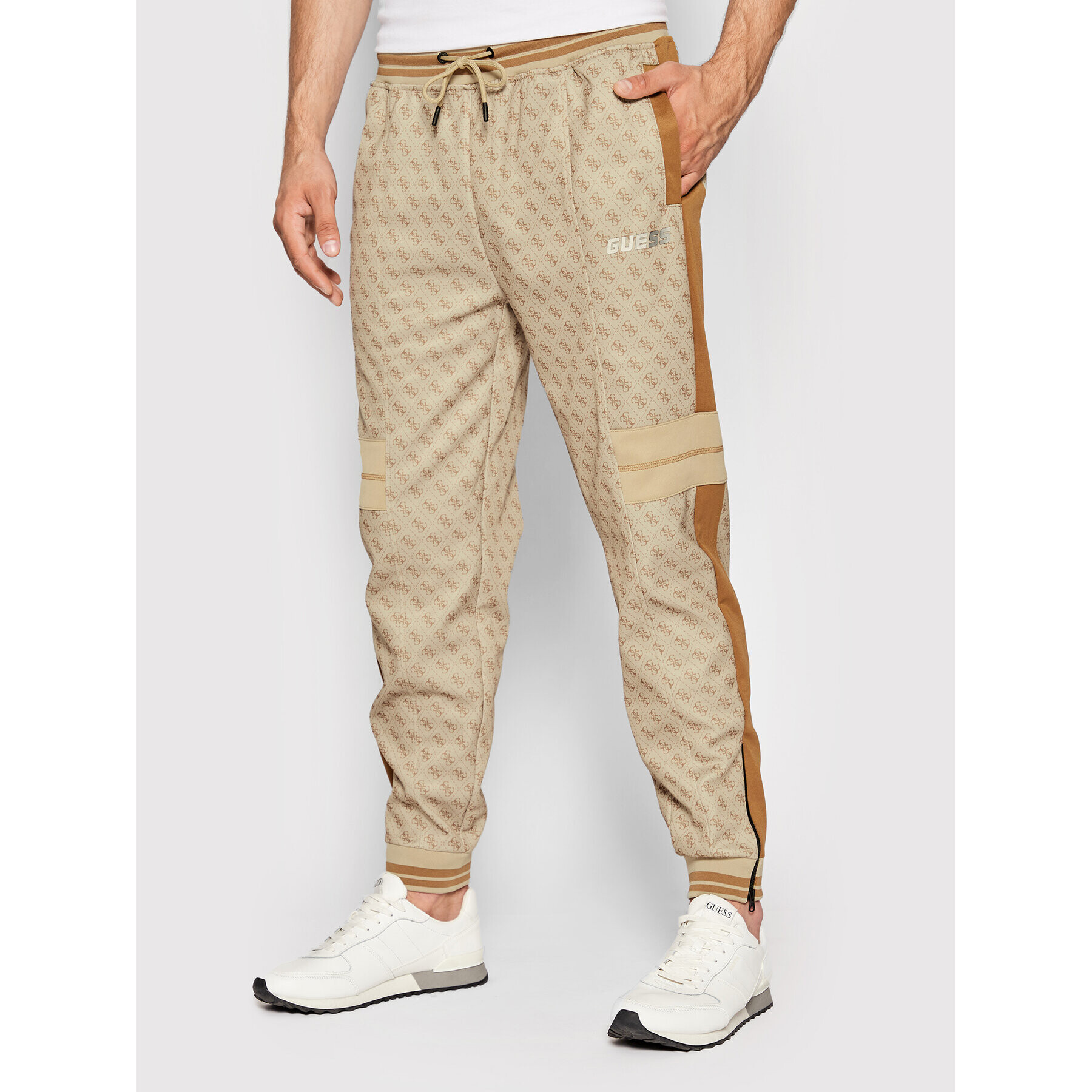 Guess Pantaloni trening Over Logo Z2YB08 FL04Q Bej Regular Fit - Pled.ro