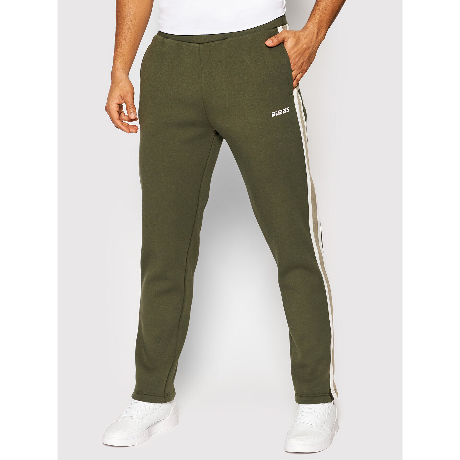 Guess Pantaloni trening U1BA27 FL046 Verde Regular Fit - Pled.ro