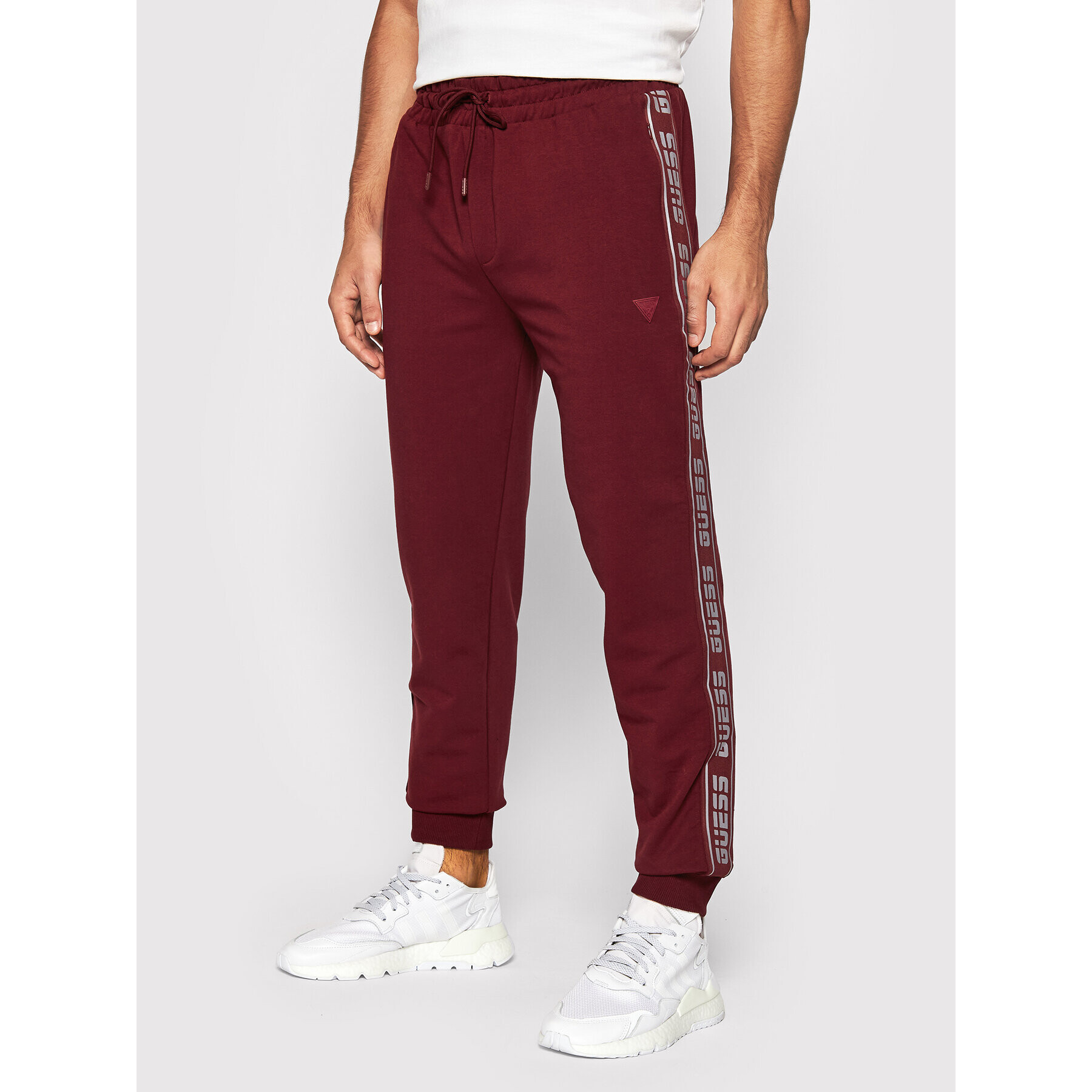 Guess Pantaloni trening U1GA11 K6ZS1 Vișiniu Regular Fit - Pled.ro