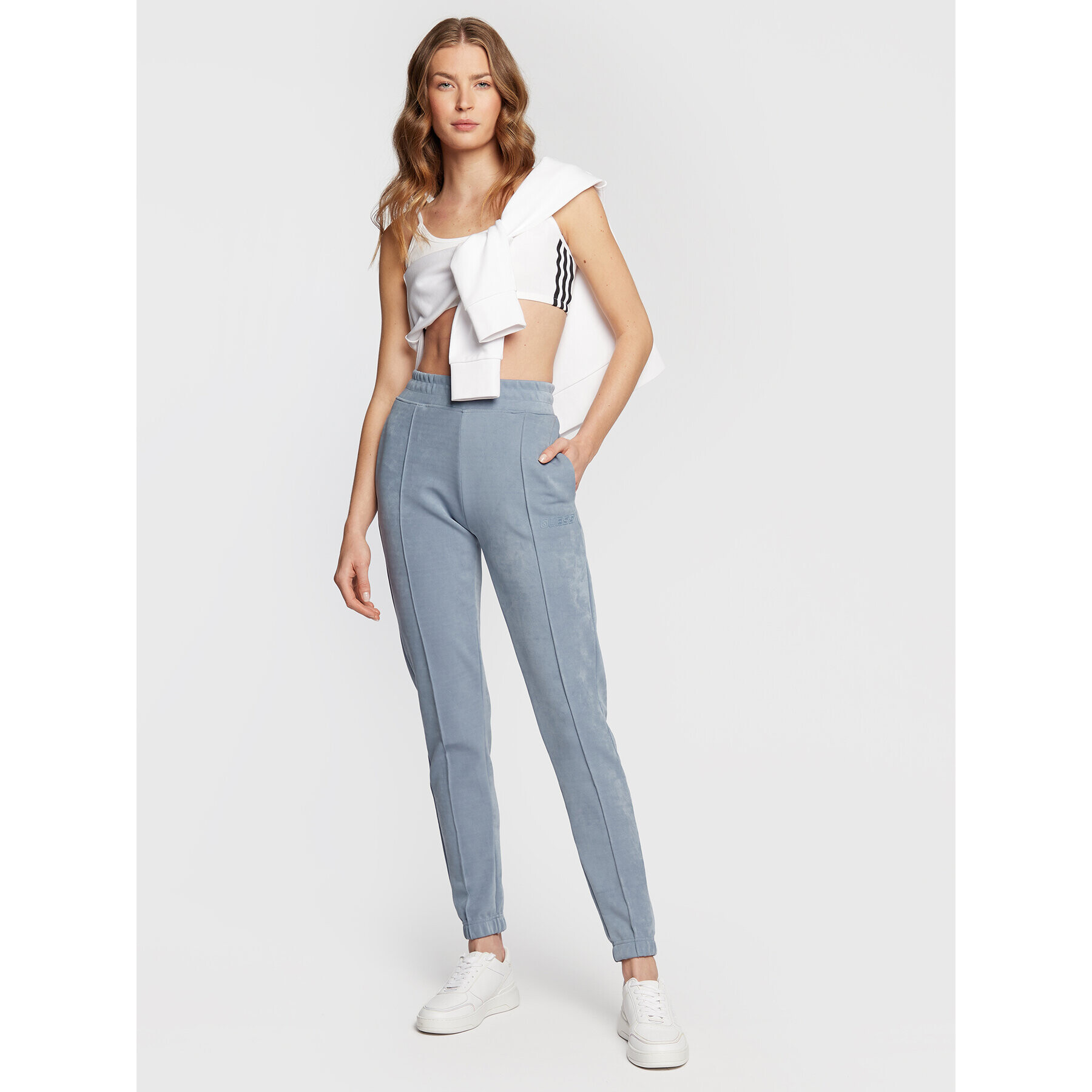 Guess Pantaloni trening V2BB03 KBC00 Albastru Regular Fit - Pled.ro