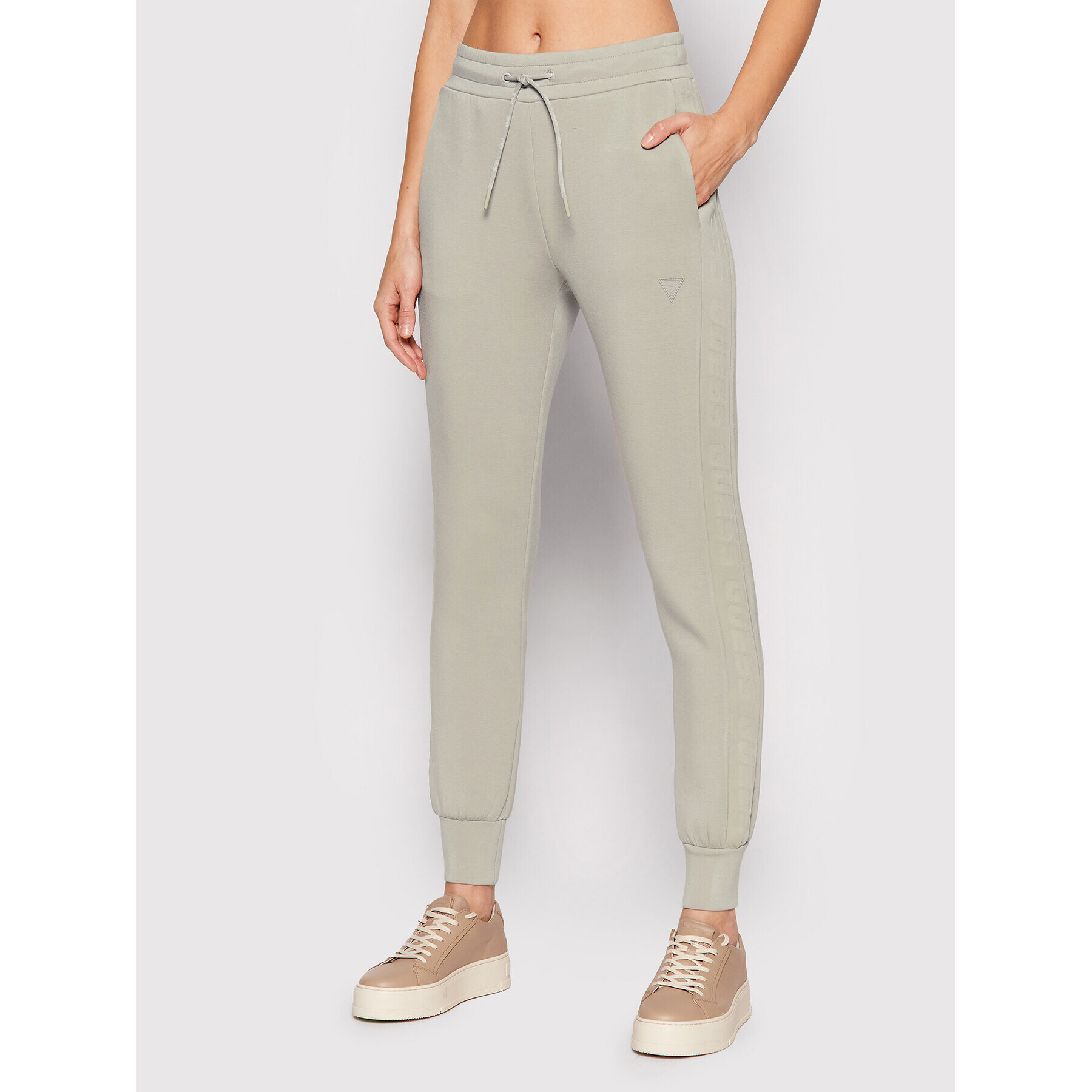 Guess Pantaloni trening V2RB02 KAMN2 Bej Regular Fit - Pled.ro