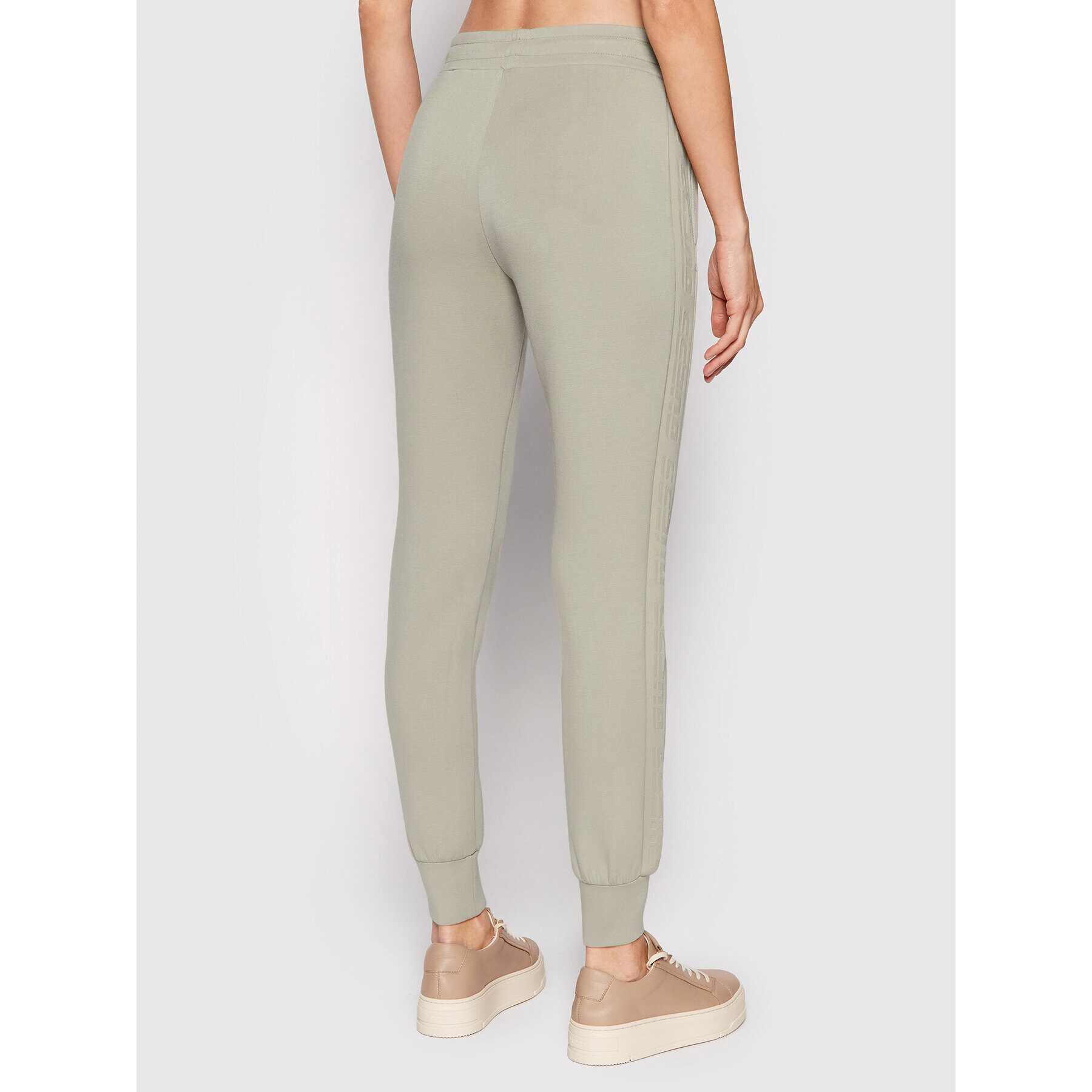 Guess Pantaloni trening V2RB02 KAMN2 Bej Regular Fit - Pled.ro