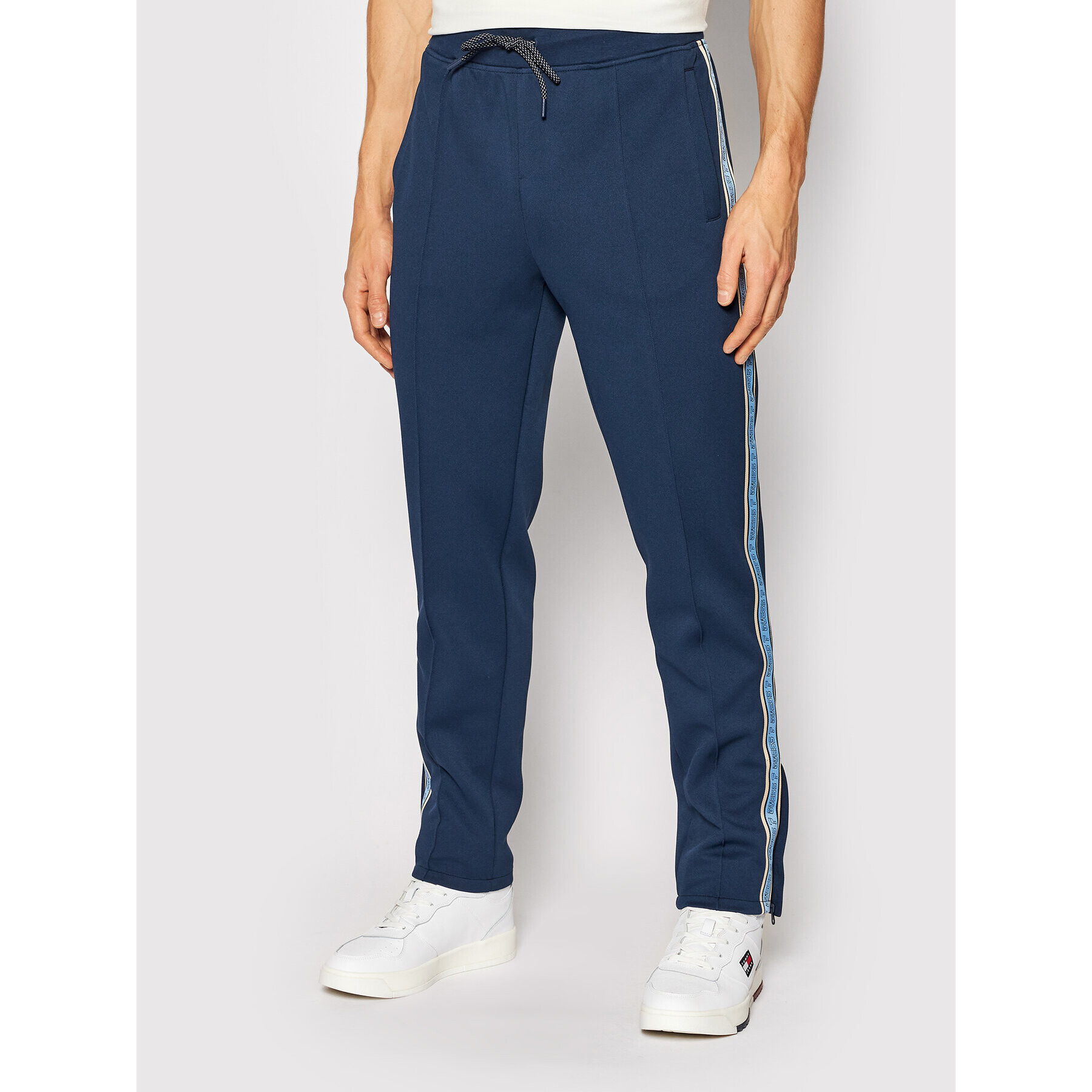 Guess Pantaloni trening Z2GB00 KB210 Bleumarin Regular Fit - Pled.ro