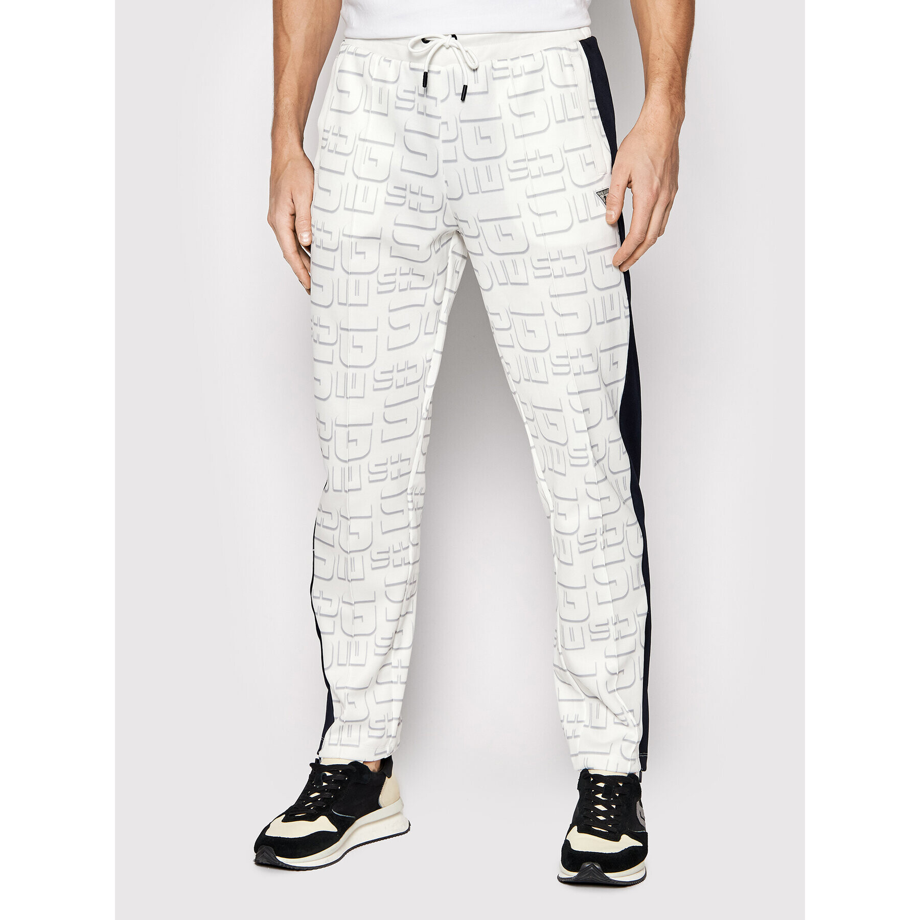 Guess Pantaloni trening Z2GB03 FL04Q Alb Regular Fit - Pled.ro