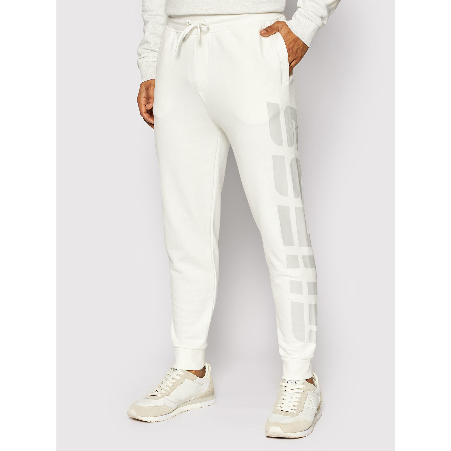 Guess Pantaloni trening Z2RB07 KAIJ1 Bej Regular Fit - Pled.ro