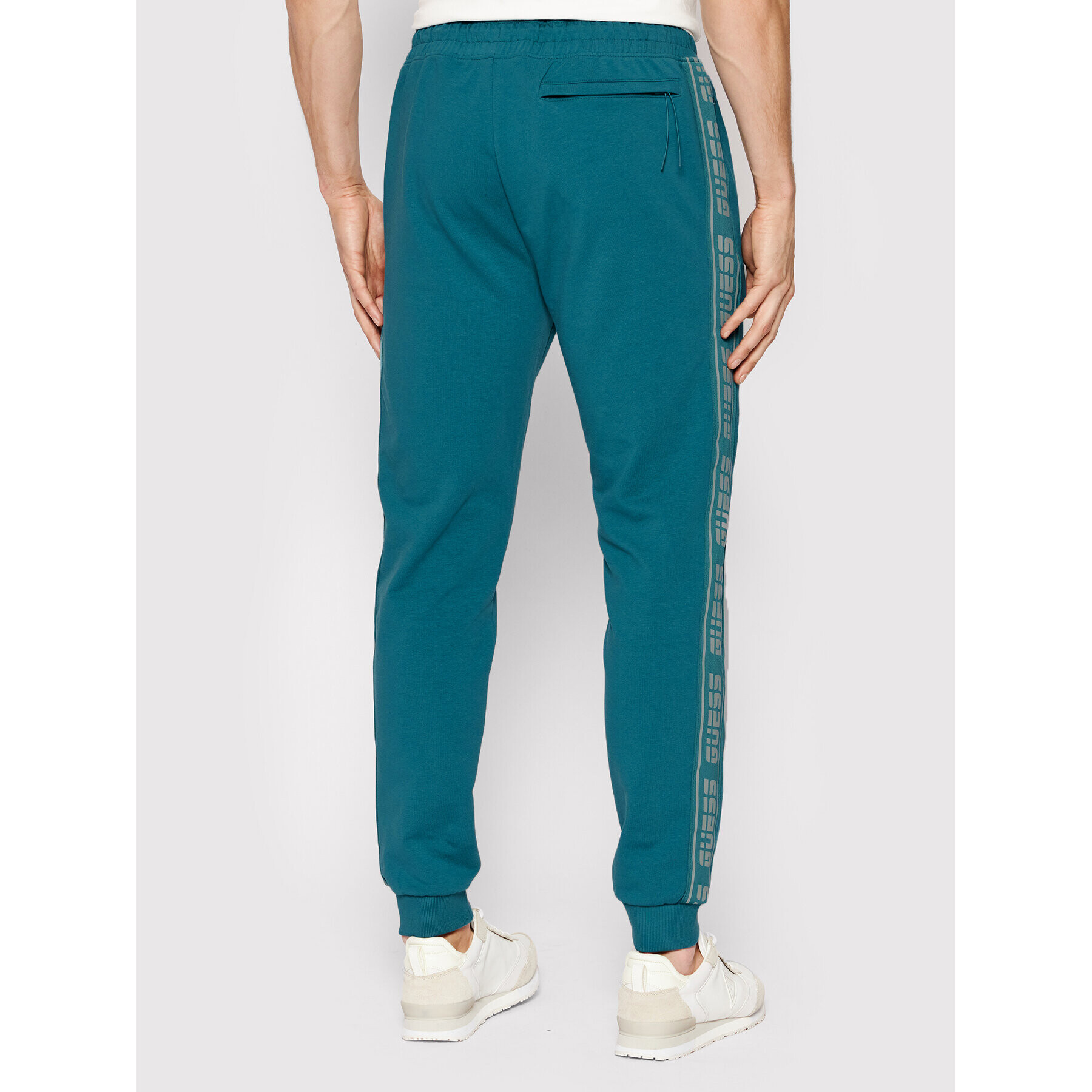 Guess Pantaloni trening Z2RB14 K6ZS1 Albastru Regular Fit - Pled.ro