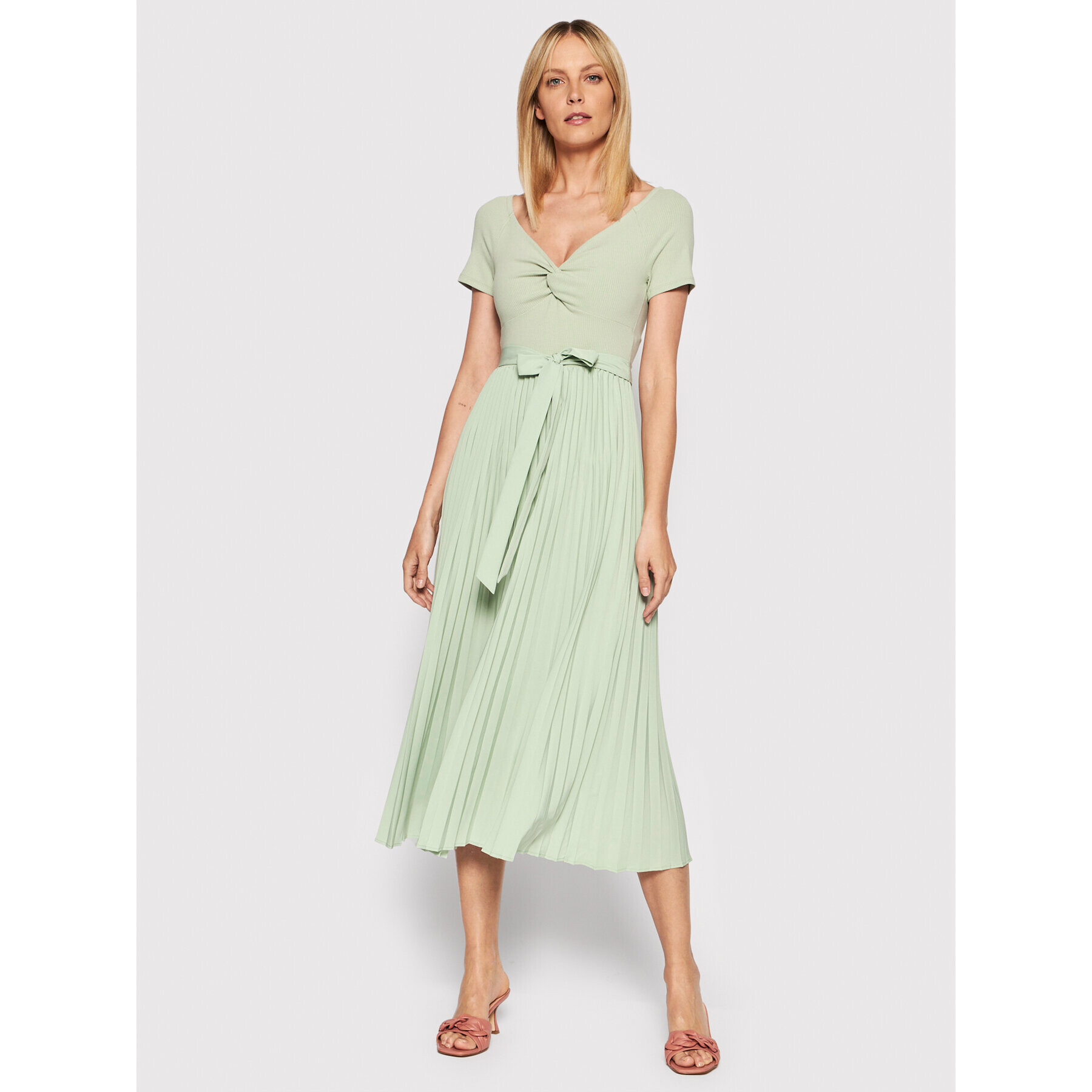 Guess Rochie de zi Erynn WBGK86 WE6D1 Verde Slim Fit - Pled.ro