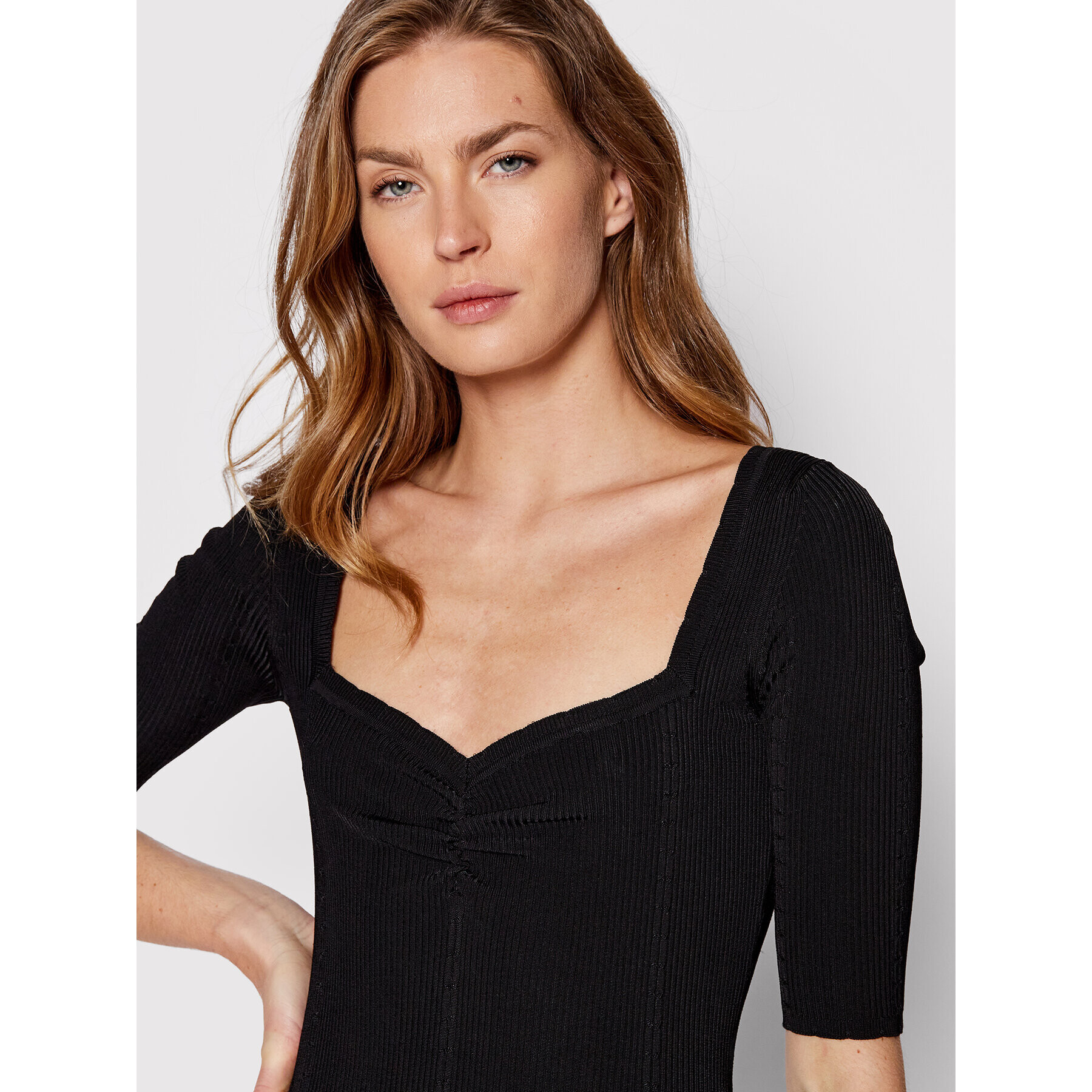 Guess Rochie de zi W2YK53 Z30K0 Negru Flare Fit - Pled.ro