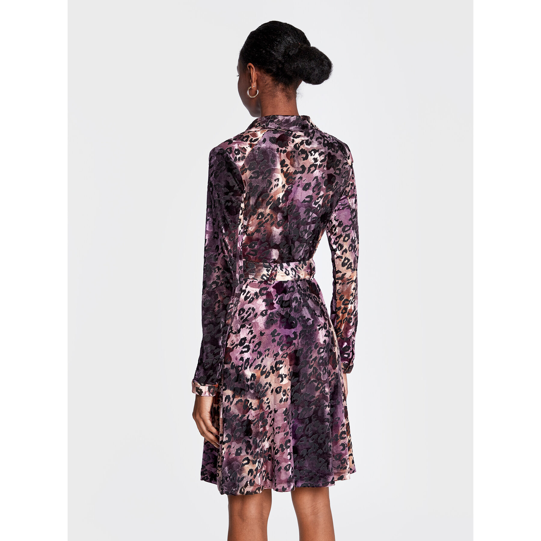 Guess Rochie tip cămașă Ebonie W2BK89 KBDS0 Violet Slim Fit - Pled.ro