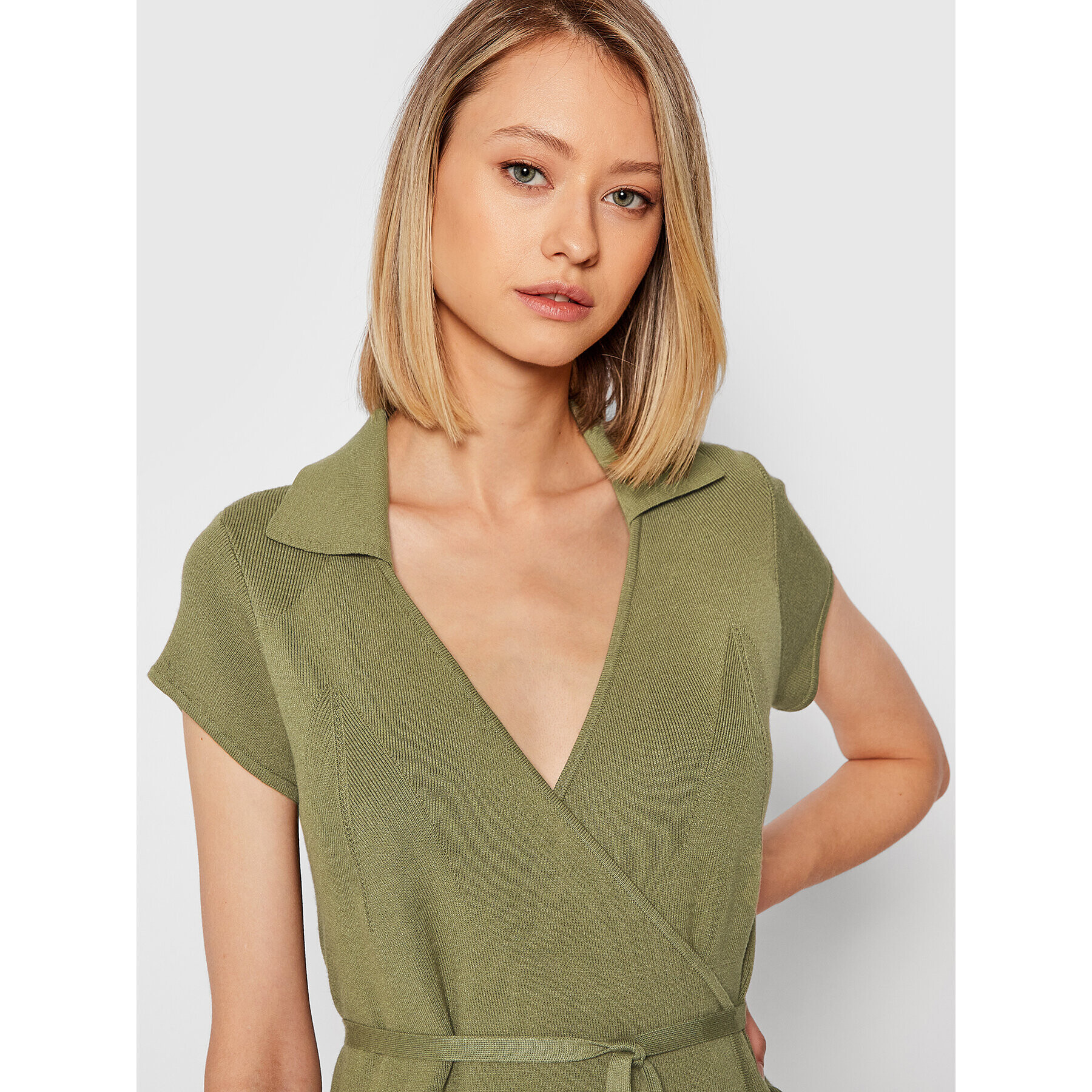 Guess Rochie tricotată Alessia W1YK00 R2BF4 Verde Regular Fit - Pled.ro