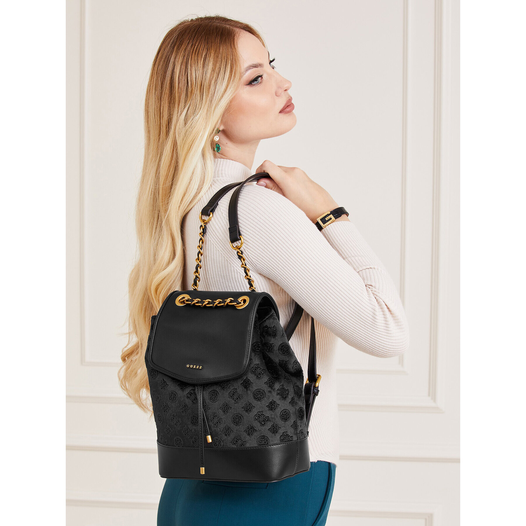 Guess Rucsac Kimi HWCHSV P1435 Negru - Pled.ro