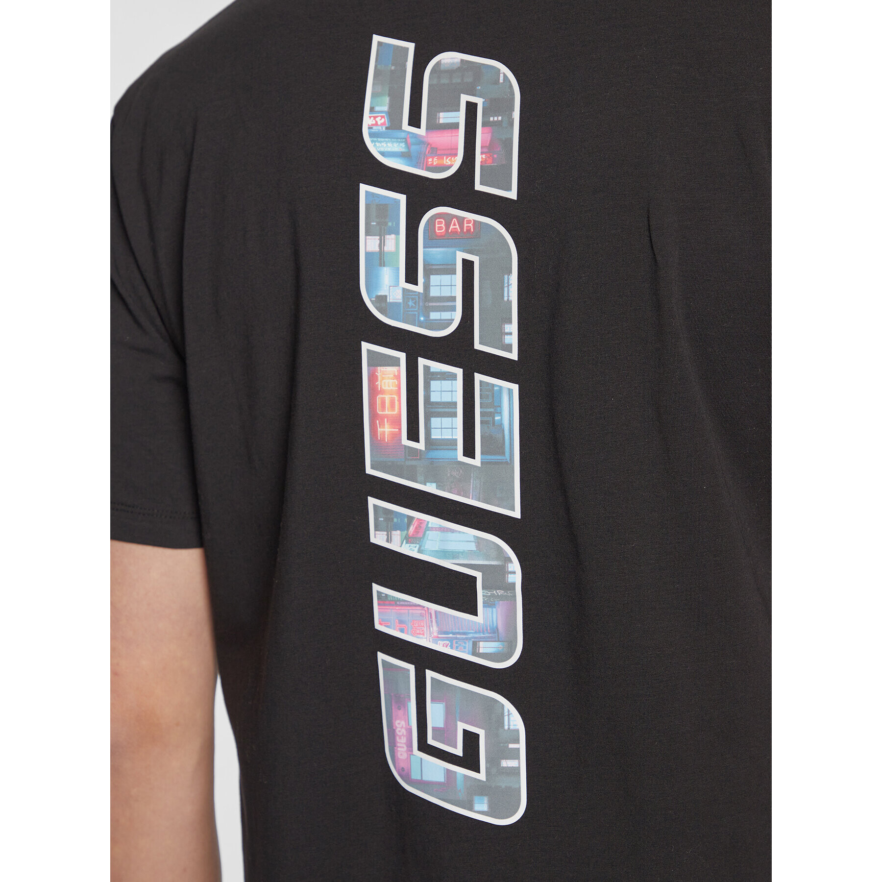 Guess Tricou Buster Z3GI06 J1314 Negru Slim Fit - Pled.ro