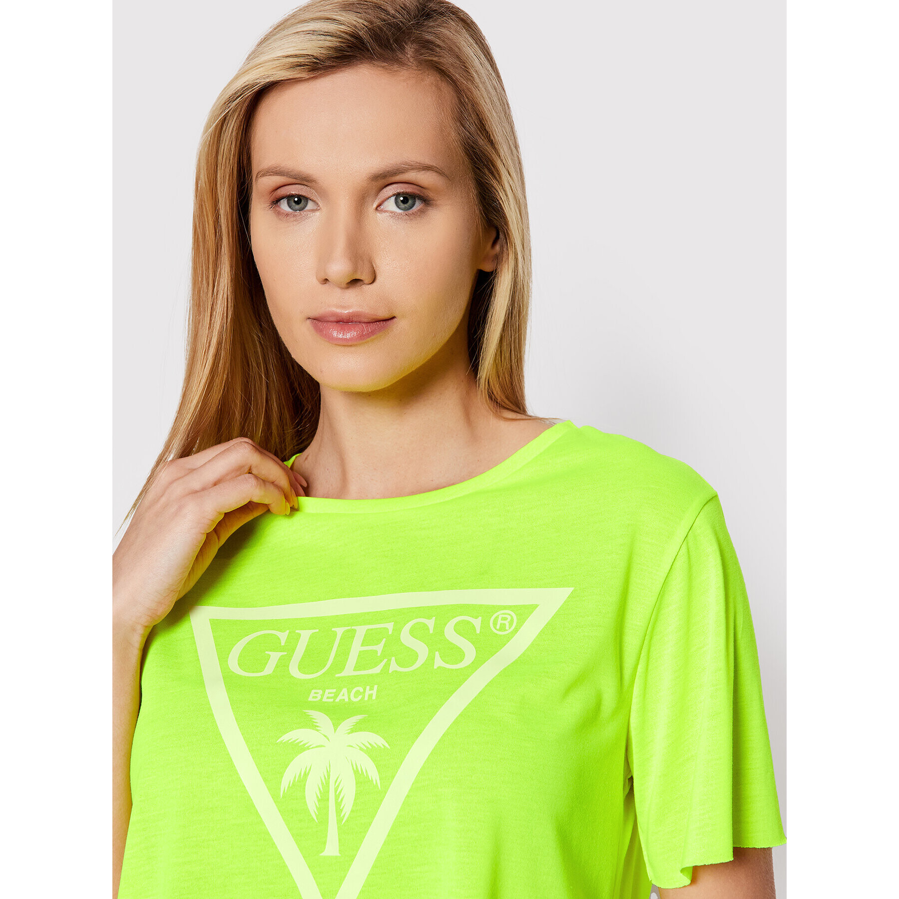 Guess Tricou E02I01 KB9I0 Verde Regular Fit - Pled.ro