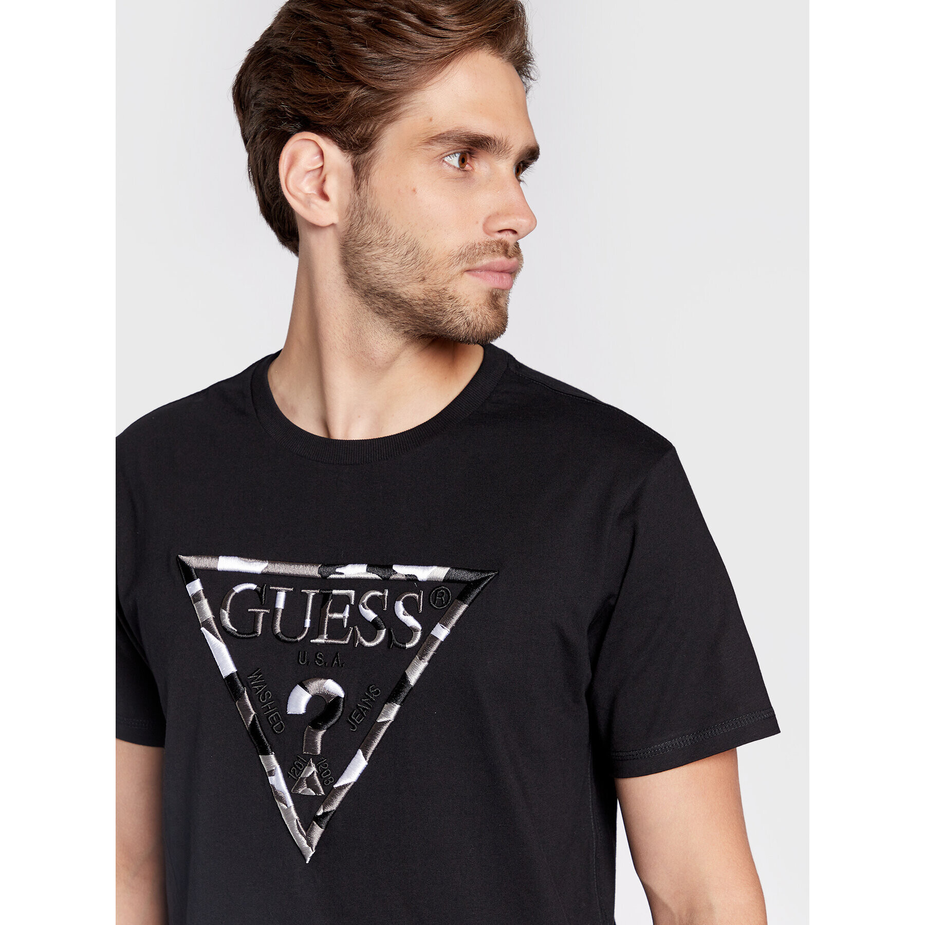 Guess Tricou Gad M2BI33 K8FQ4 Negru Regular Fit - Pled.ro