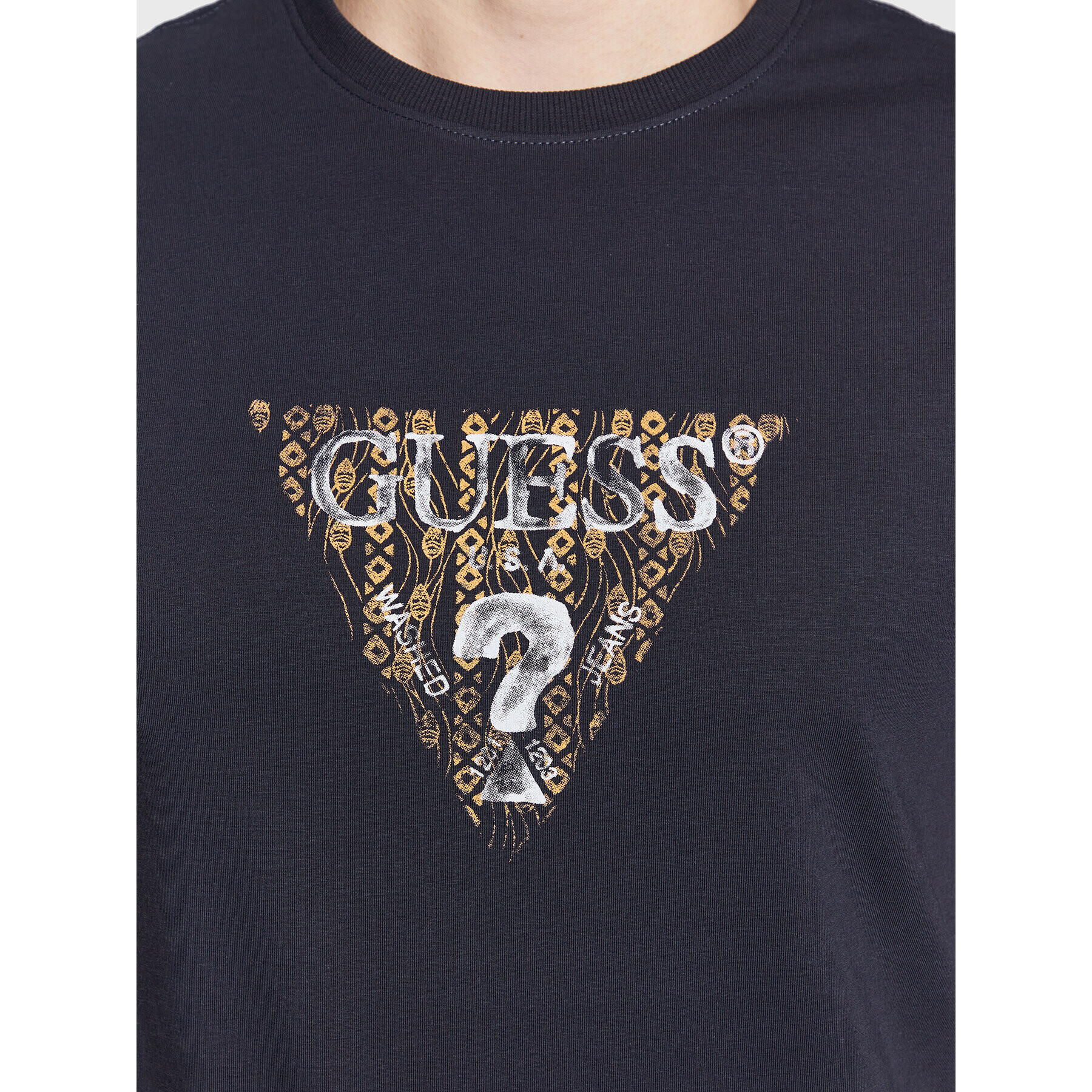 Guess Tricou Geo Triangle M3GI23 J1314 Bleumarin Slim Fit - Pled.ro