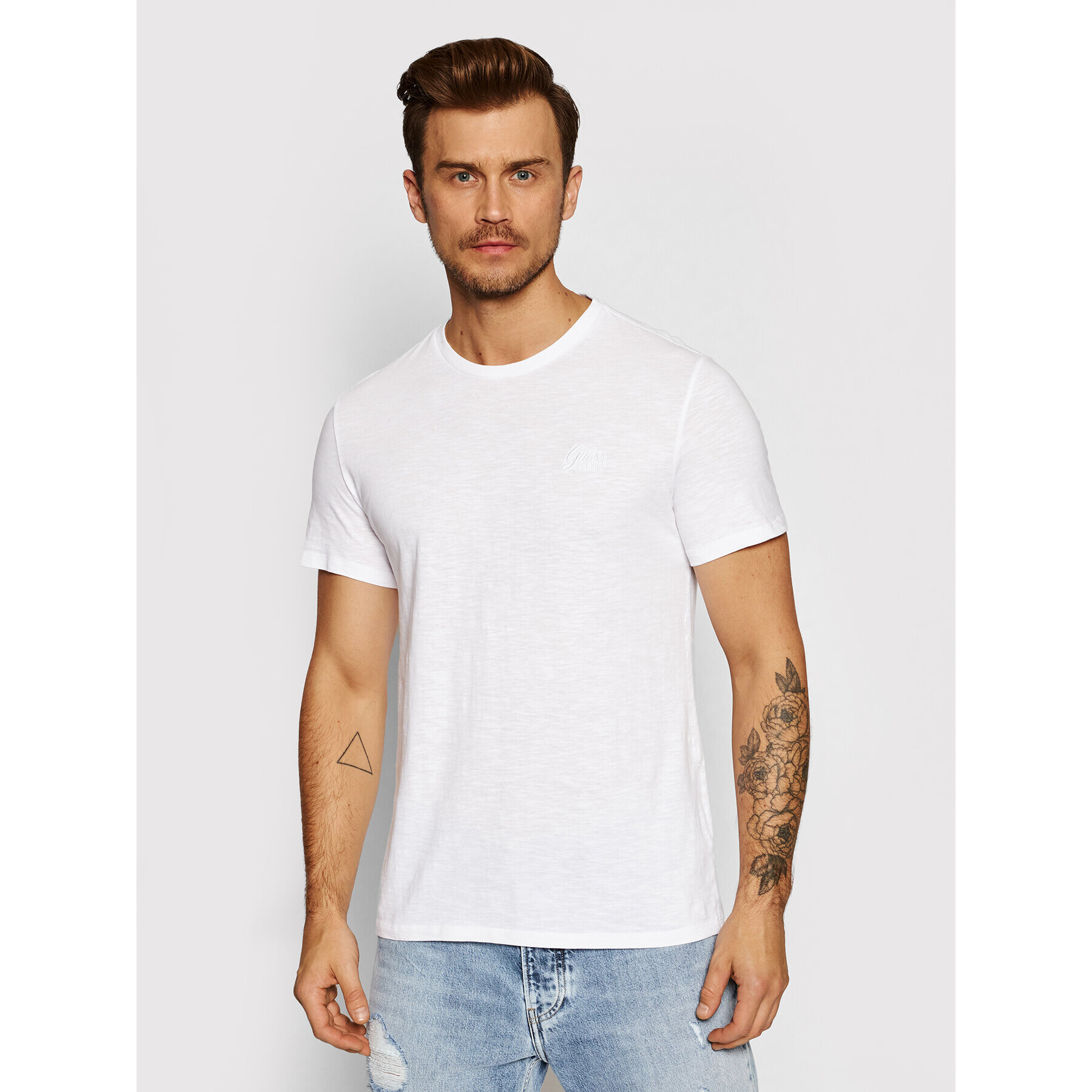 Guess Tricou M1BI04 K6XN1 Alb Slim Fit - Pled.ro