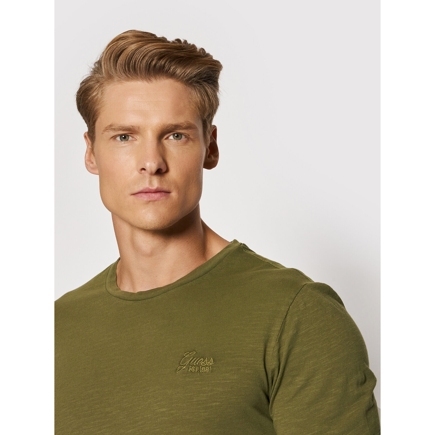 Guess Tricou M1BI04 K6XN1 Verde Slim Fit - Pled.ro