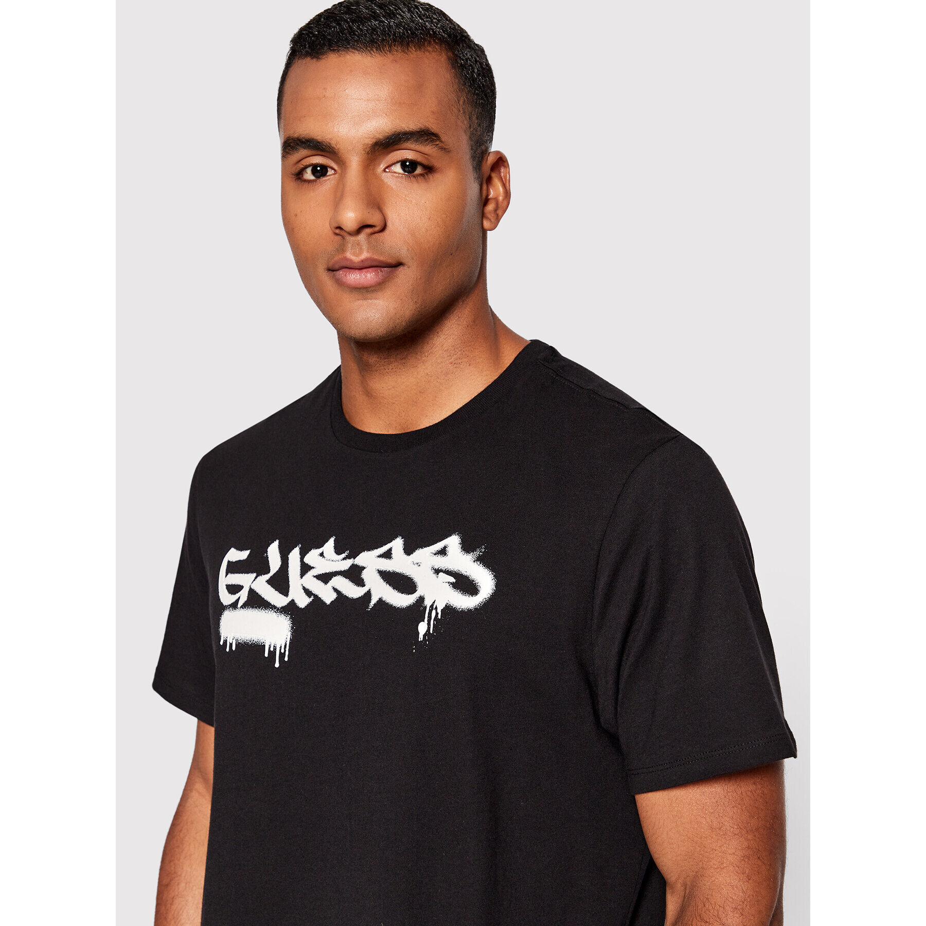 Guess Tricou M2YI13 K9RM1 Negru Regular Fit - Pled.ro