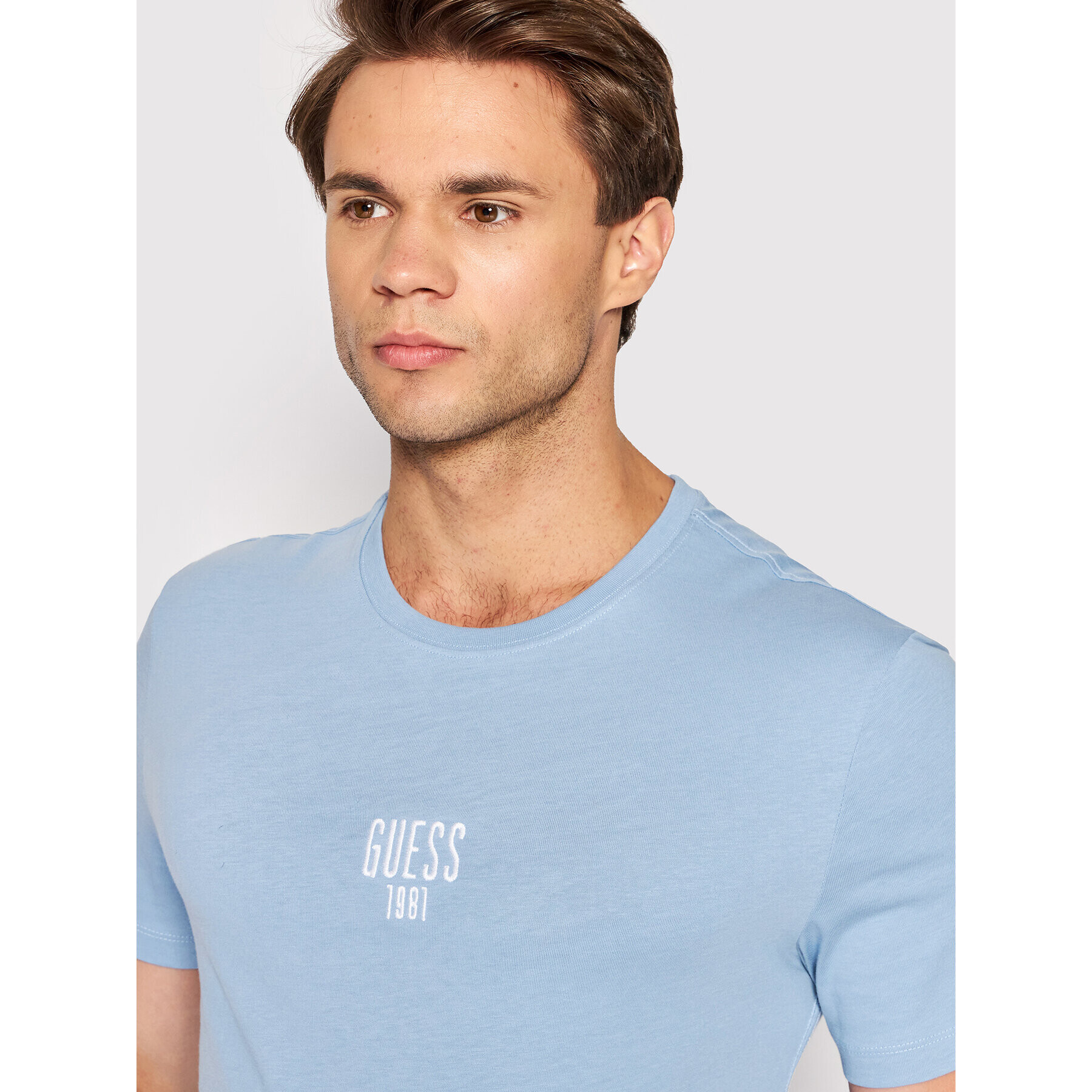 Guess Tricou M2YI18 I3Z11 Albastru Slim Fit - Pled.ro