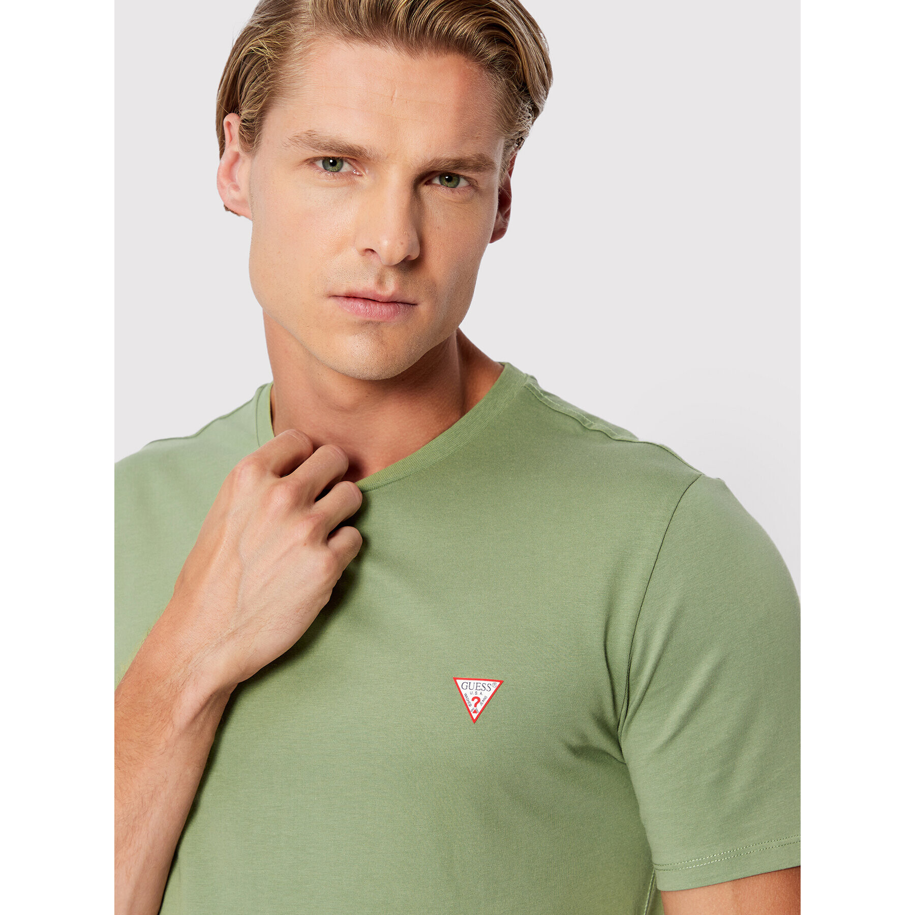 Guess Tricou M2YI36 I3Z11 Verde Slim Fit - Pled.ro