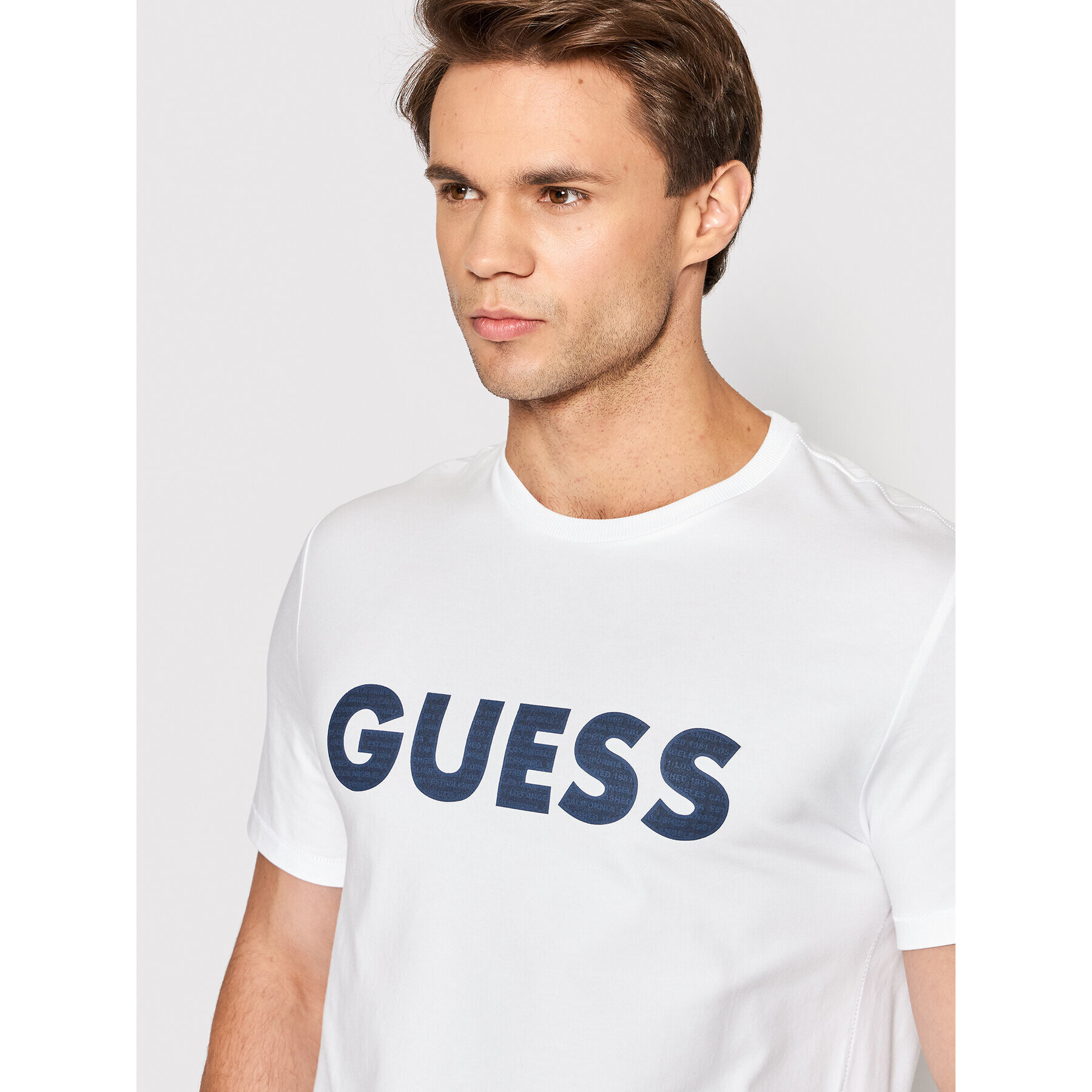 Guess Tricou M2YI42 J1311 Alb Slim Fit - Pled.ro