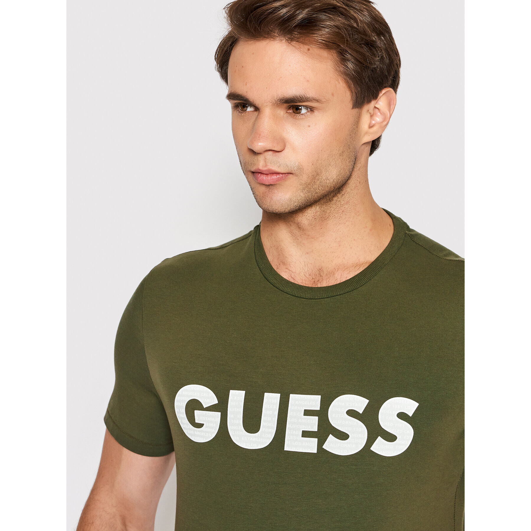 Guess Tricou M2YI42 J1311 Verde Slim Fit - Pled.ro