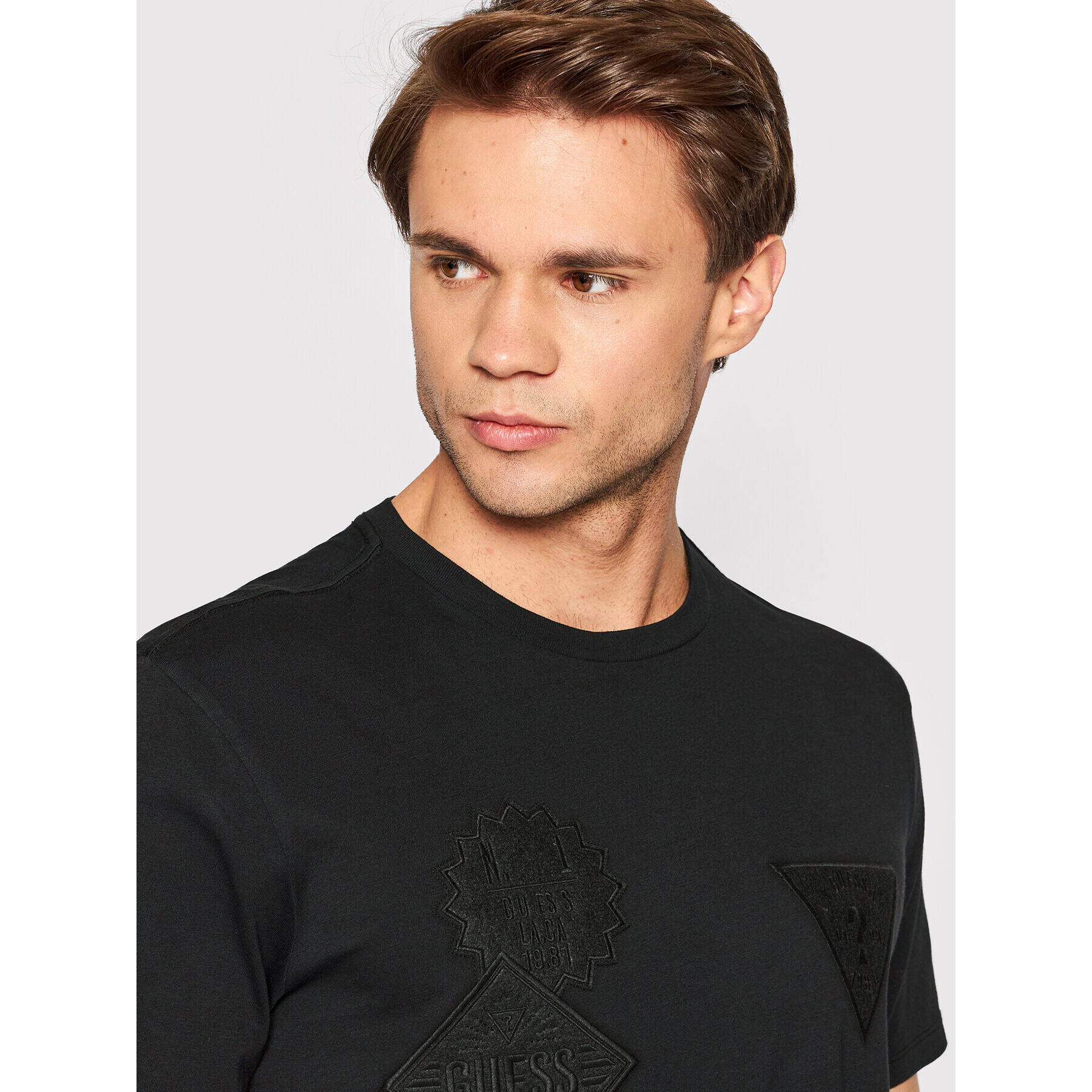 Guess Tricou M2YI63 K9RM1 Negru Slim Fit - Pled.ro