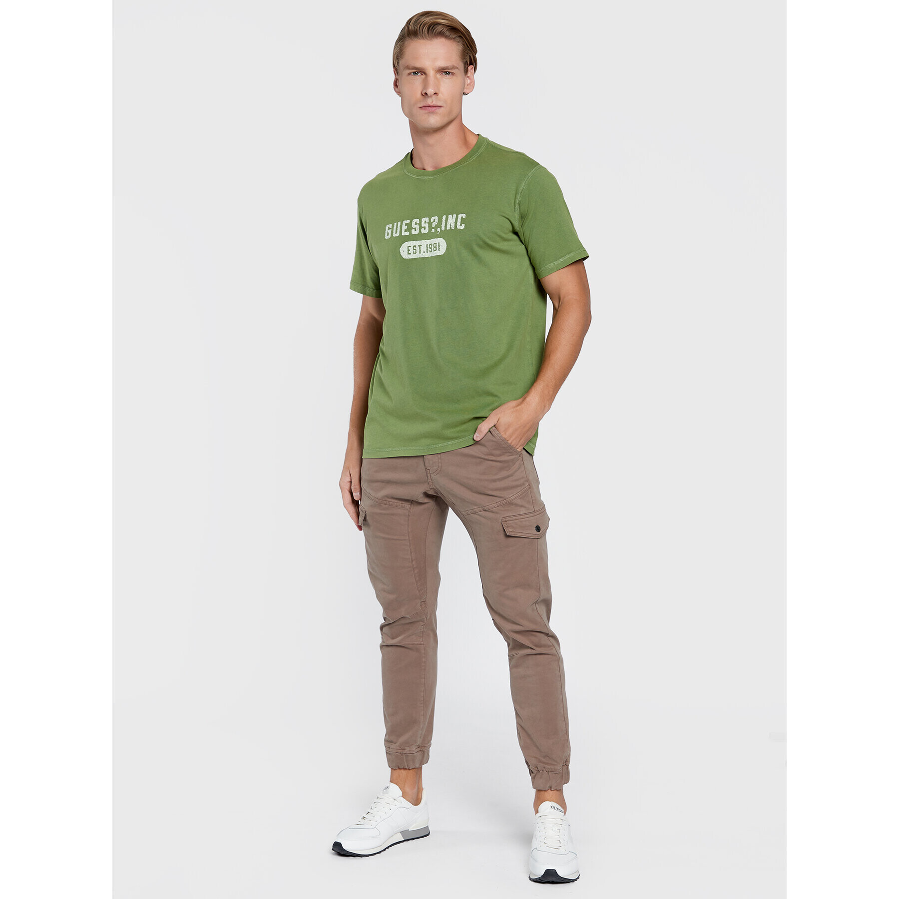 Guess Tricou M2YI98 K8FQ0 Verde Regular Fit - Pled.ro