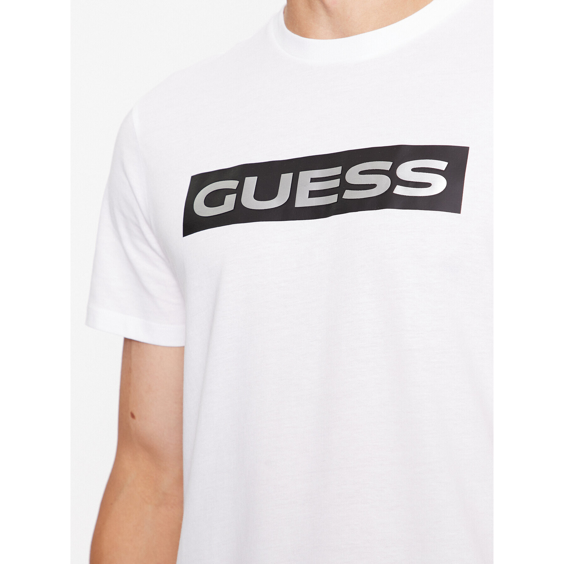 Guess Tricou M3BI80 K9RM1 Alb Slim Fit - Pled.ro